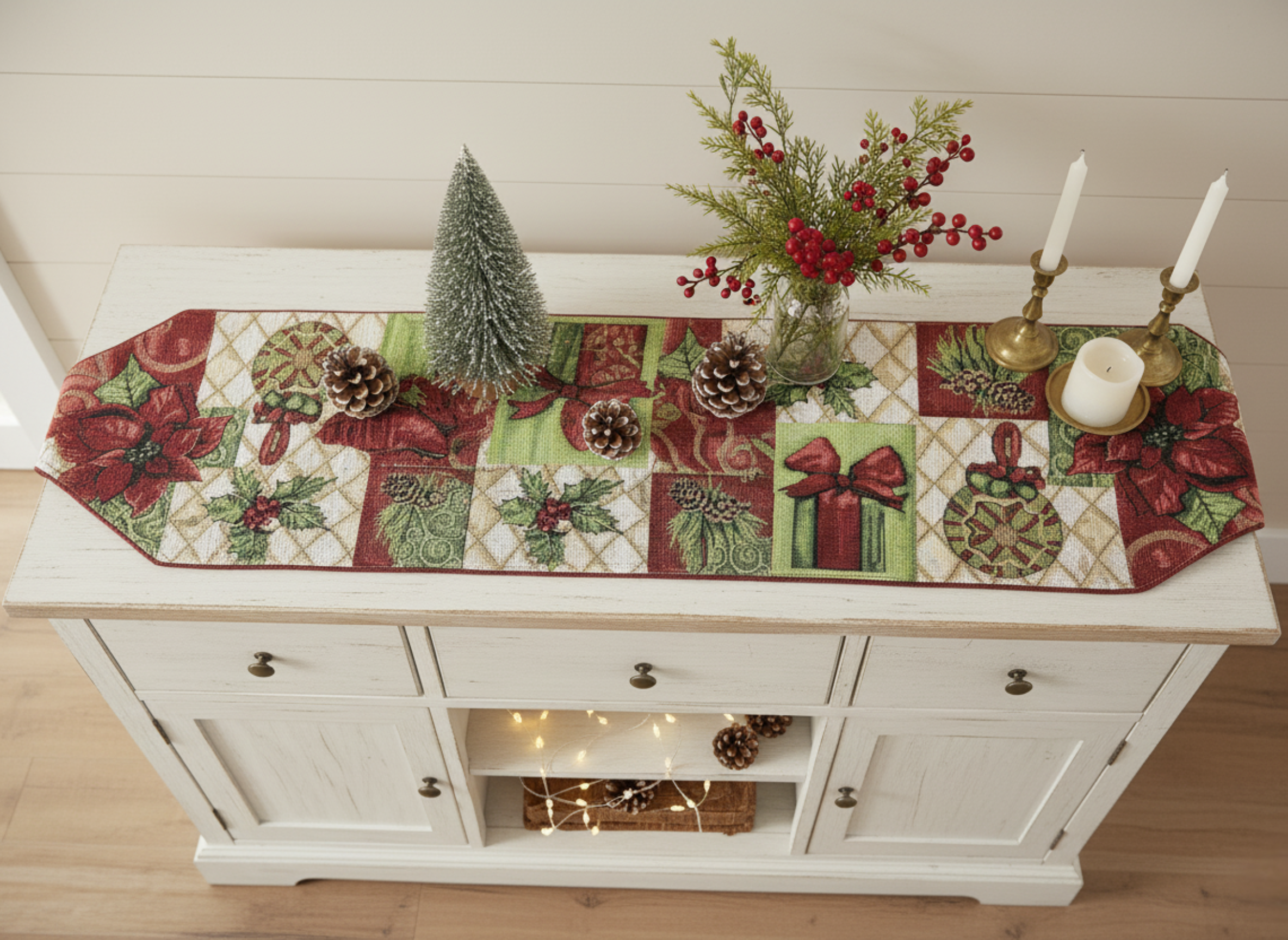 Holiday Tidings Table Runner