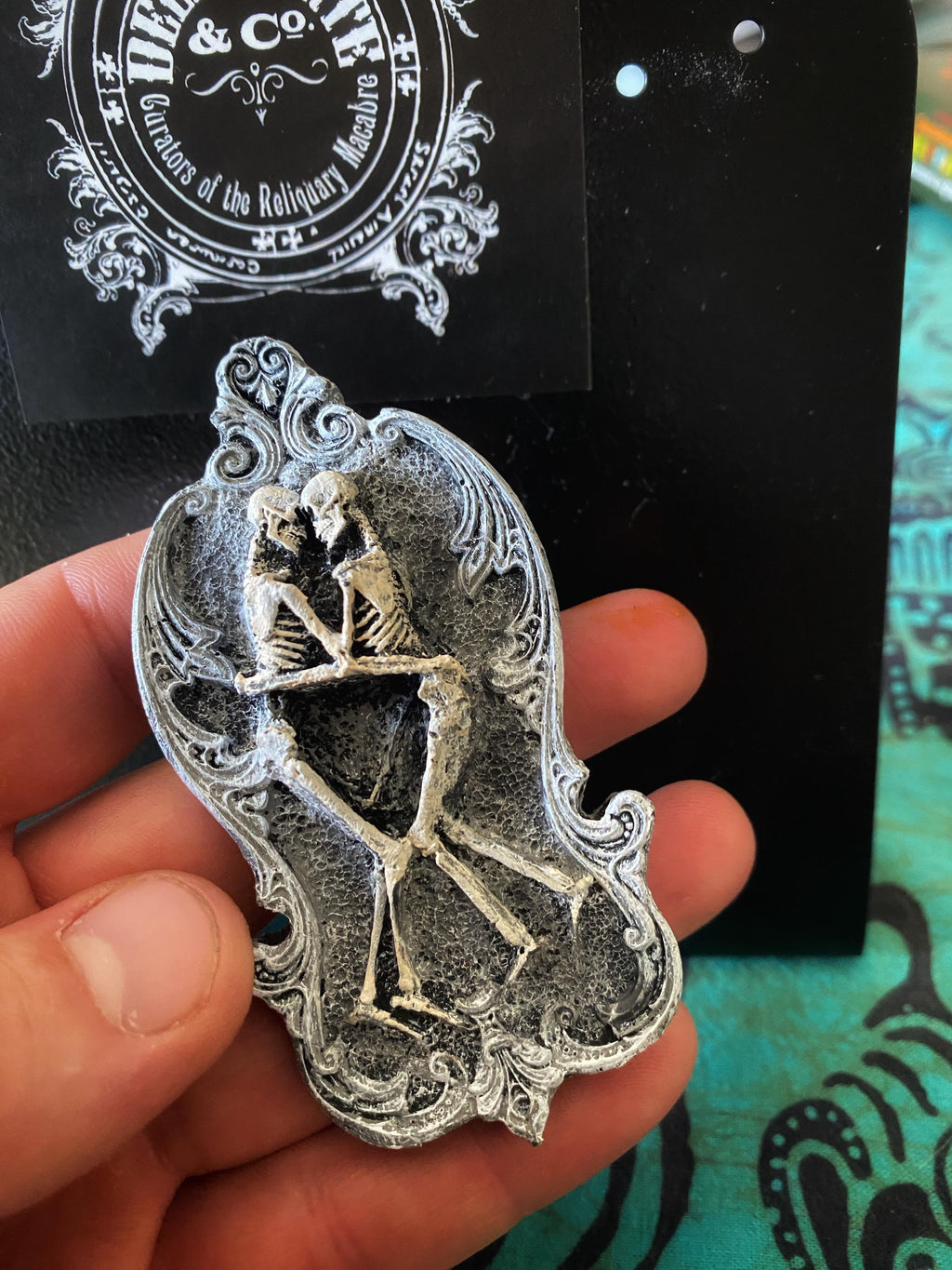Amor Aeternus Skeleton Lovers Hand-Painted Resin Magnet