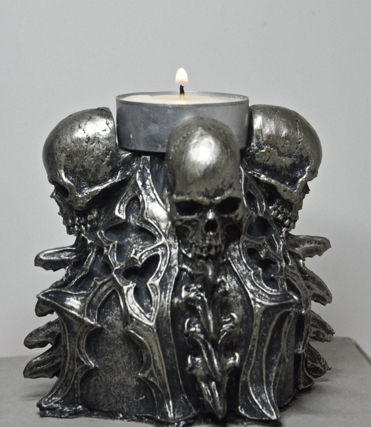 Requiem Gothic Tea Light Holder