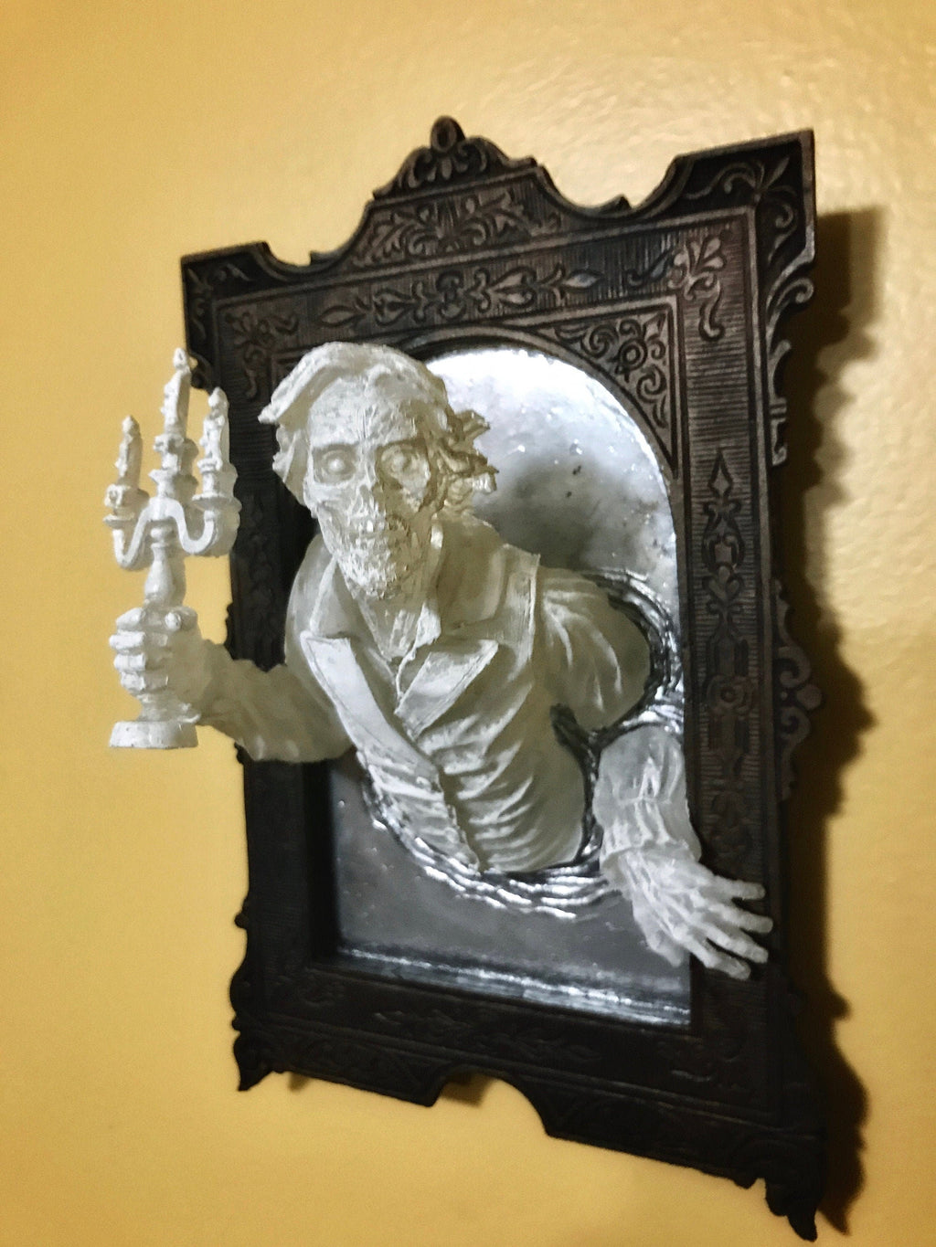 Gentleman Ghost in the Mirror — Ghoul Version