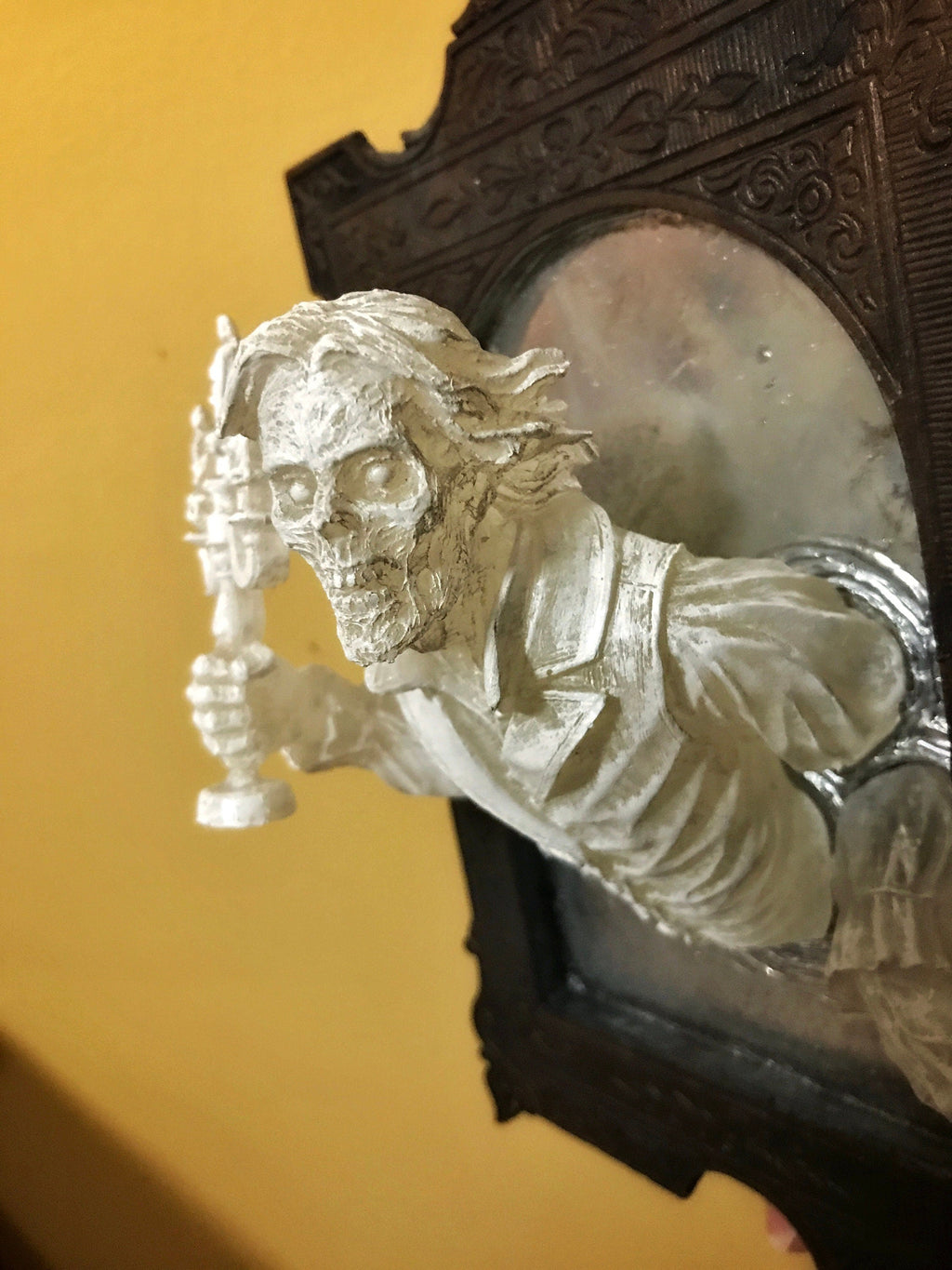 Gentleman Ghost in the Mirror — Ghoul Version