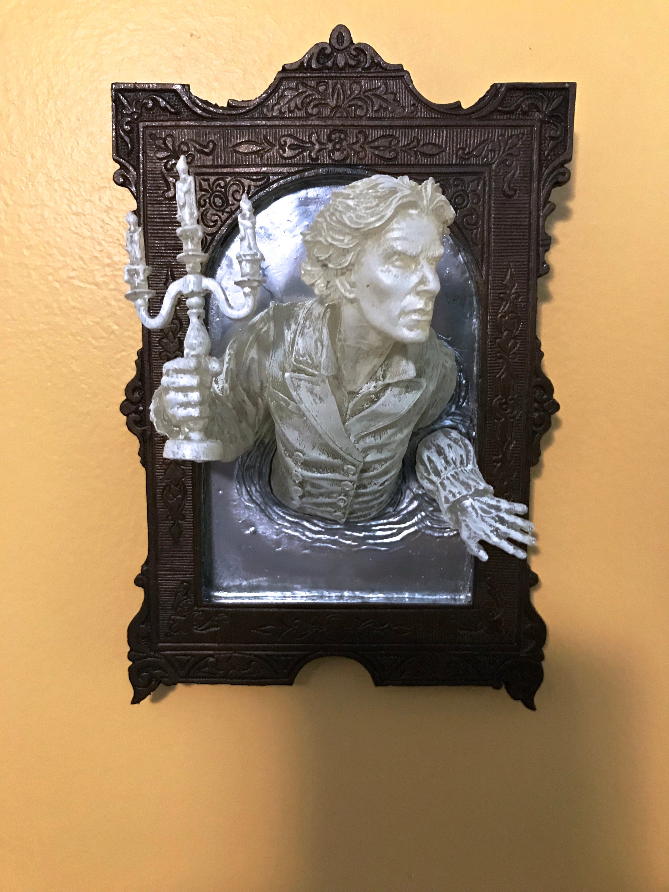 Gentleman Ghost Victorian Resin Wall Plaque