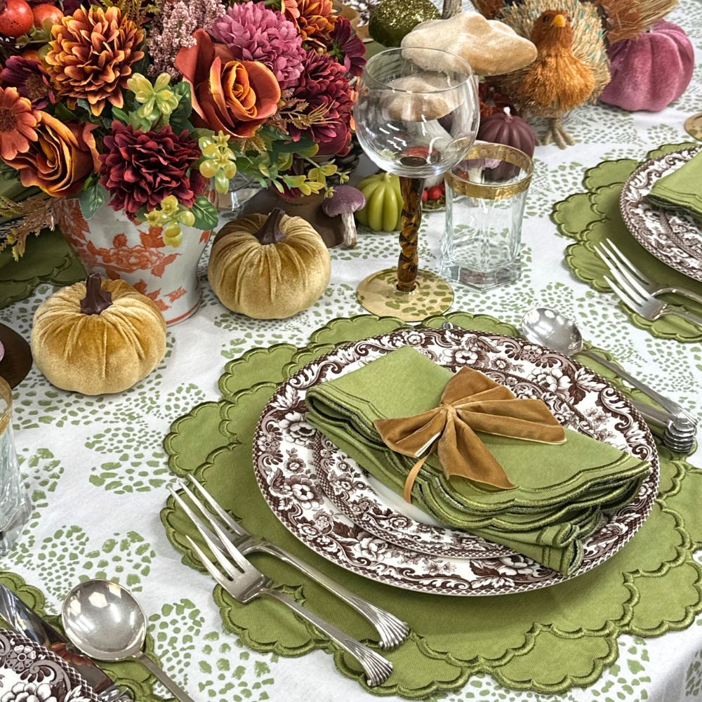 Gold: Velvet Bow Napkin Ties - (Set of 4)