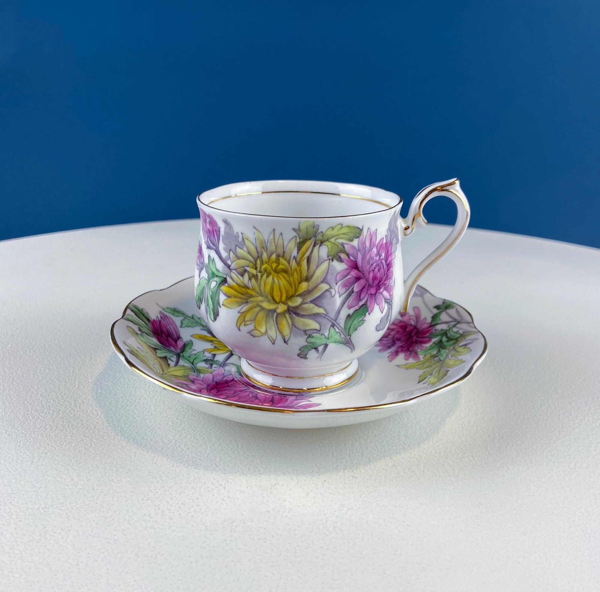 Vintage Royal Albert Teacup or Coffee Cup and Saucer. Flowers of the Month Series. Chrysanthemum. Dining Room Table Decor. Tea Connoisseur.