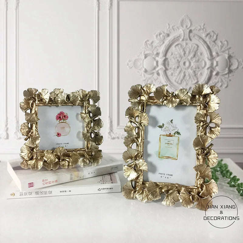 Golden Ginkgo Leaf Resin Photo Frame — Vintage Retro Home Decor