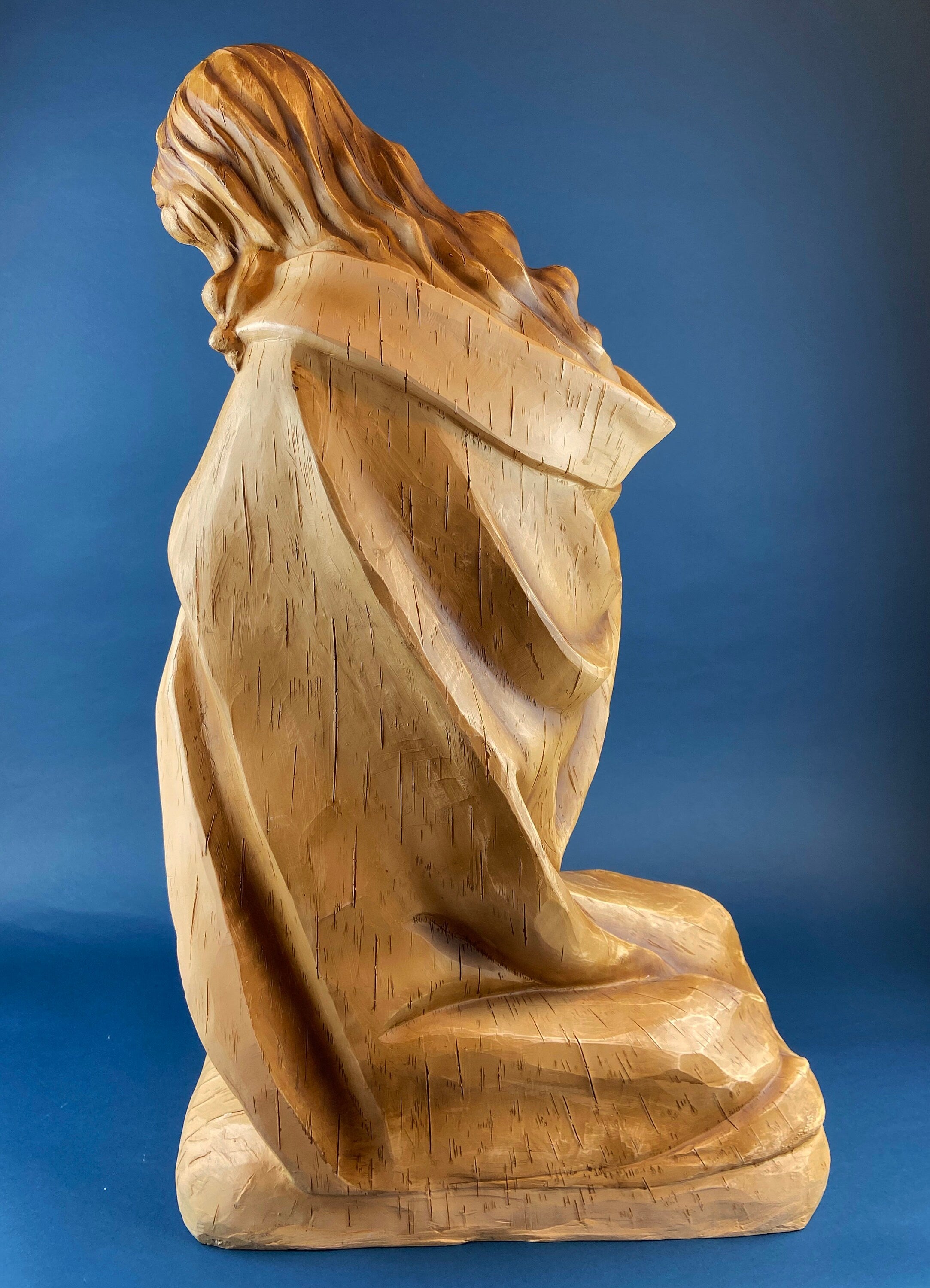 30" Statue of Virgin Mary. Praying Madonna. Wood Like Texture & Color. Religious Figure. Nativity Scene. Place of Worship, Shrine Statue..