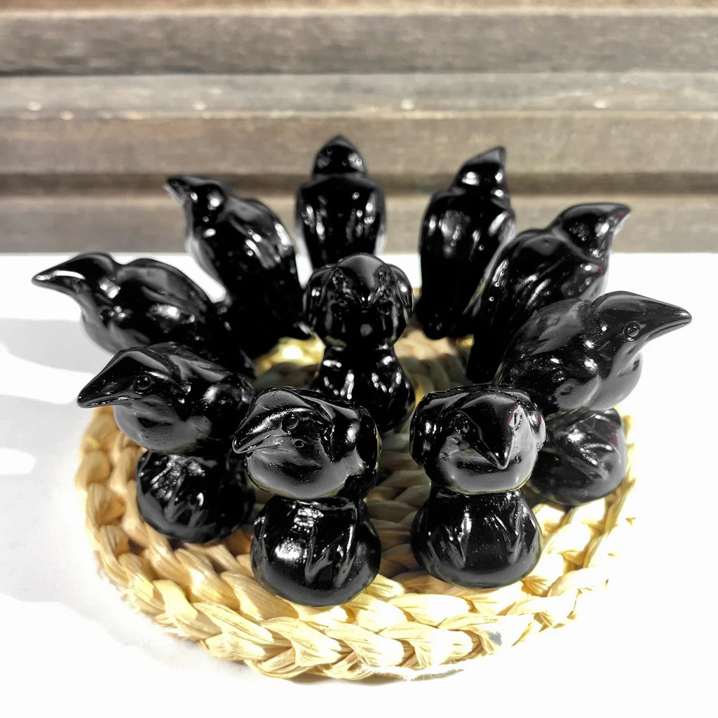 Obsidian Raven Statue