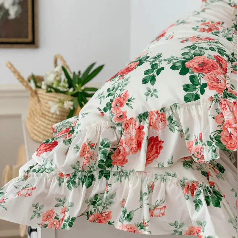 French Vintage Rose Print Bedding Set — 400TC Cotton with Lace Ruffles