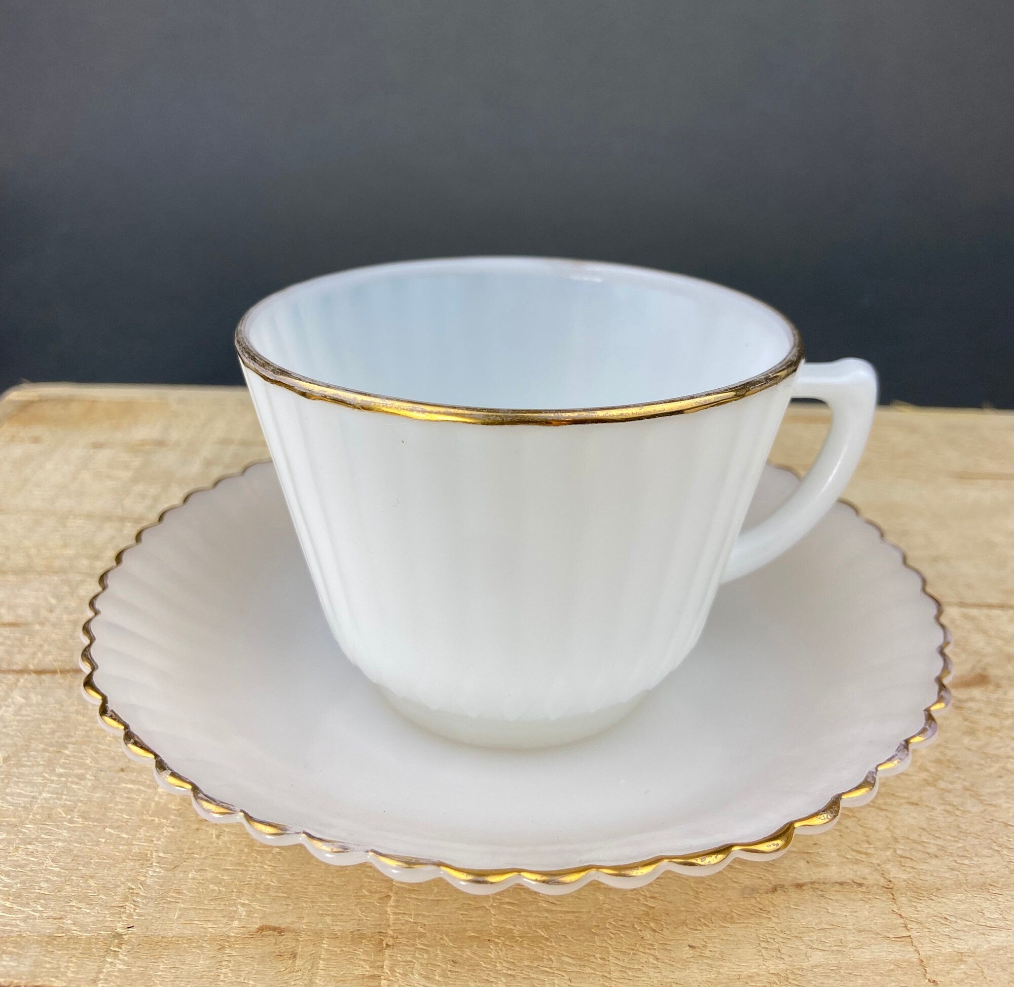 Monax Petalware Opalescent Tea Cups & Saucers – Set of 5
