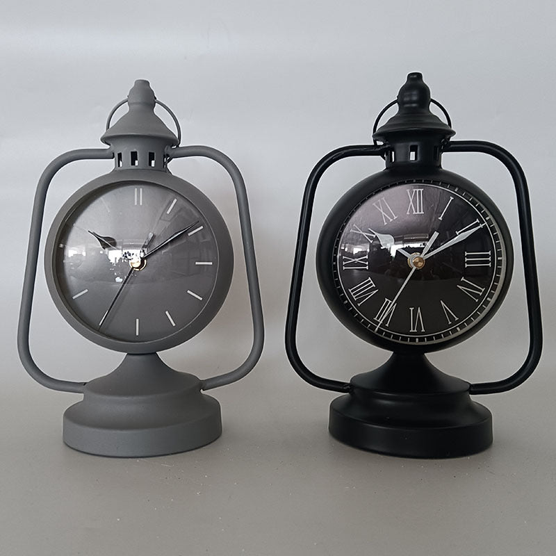 Vintage Style Silent Clock