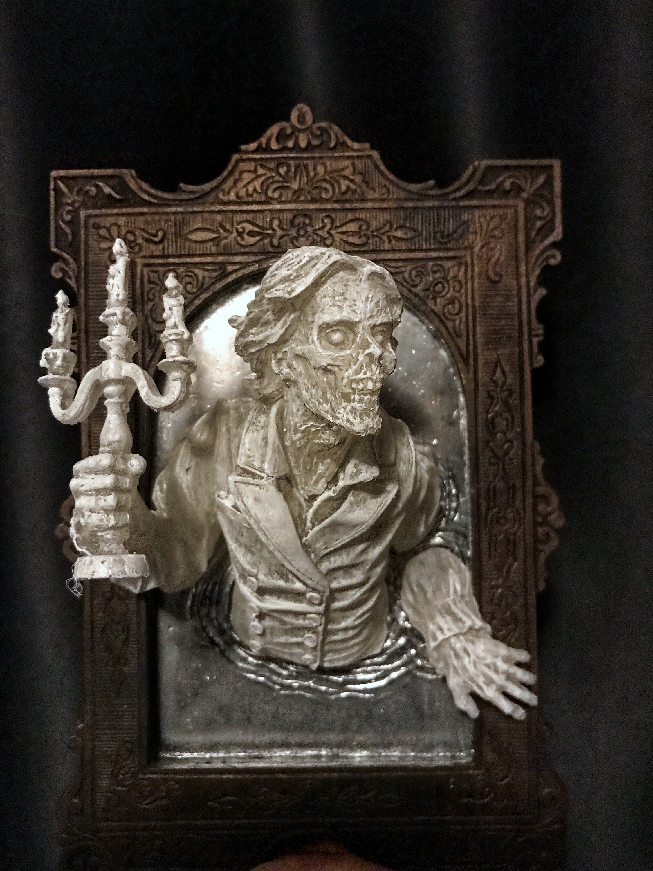 Gentleman Ghost in the Mirror — Ghoul Version