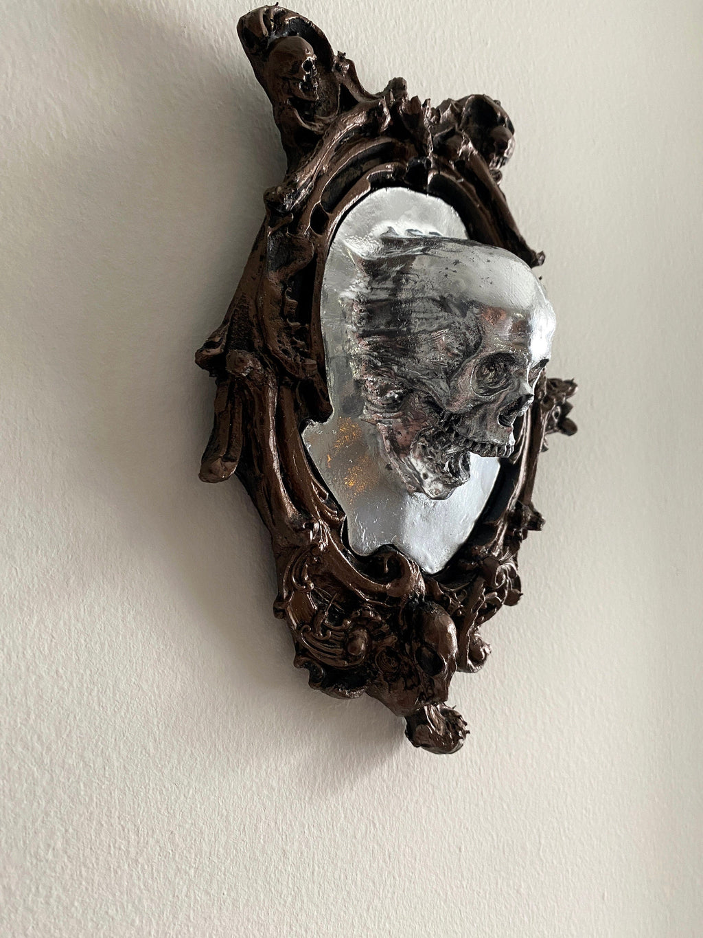 Spectral Skull Wall Plaque