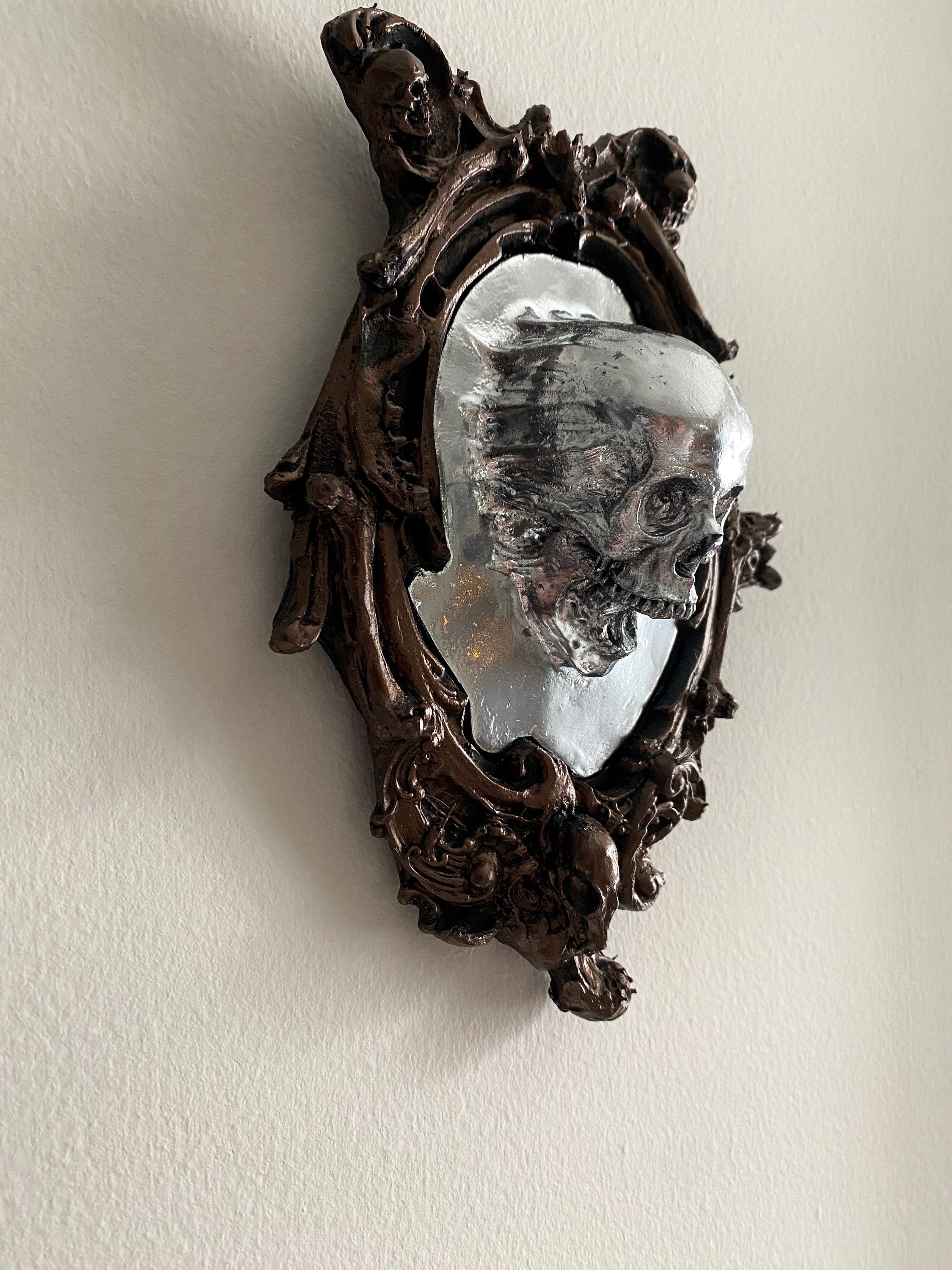 Spectral Skull Wall Plaque