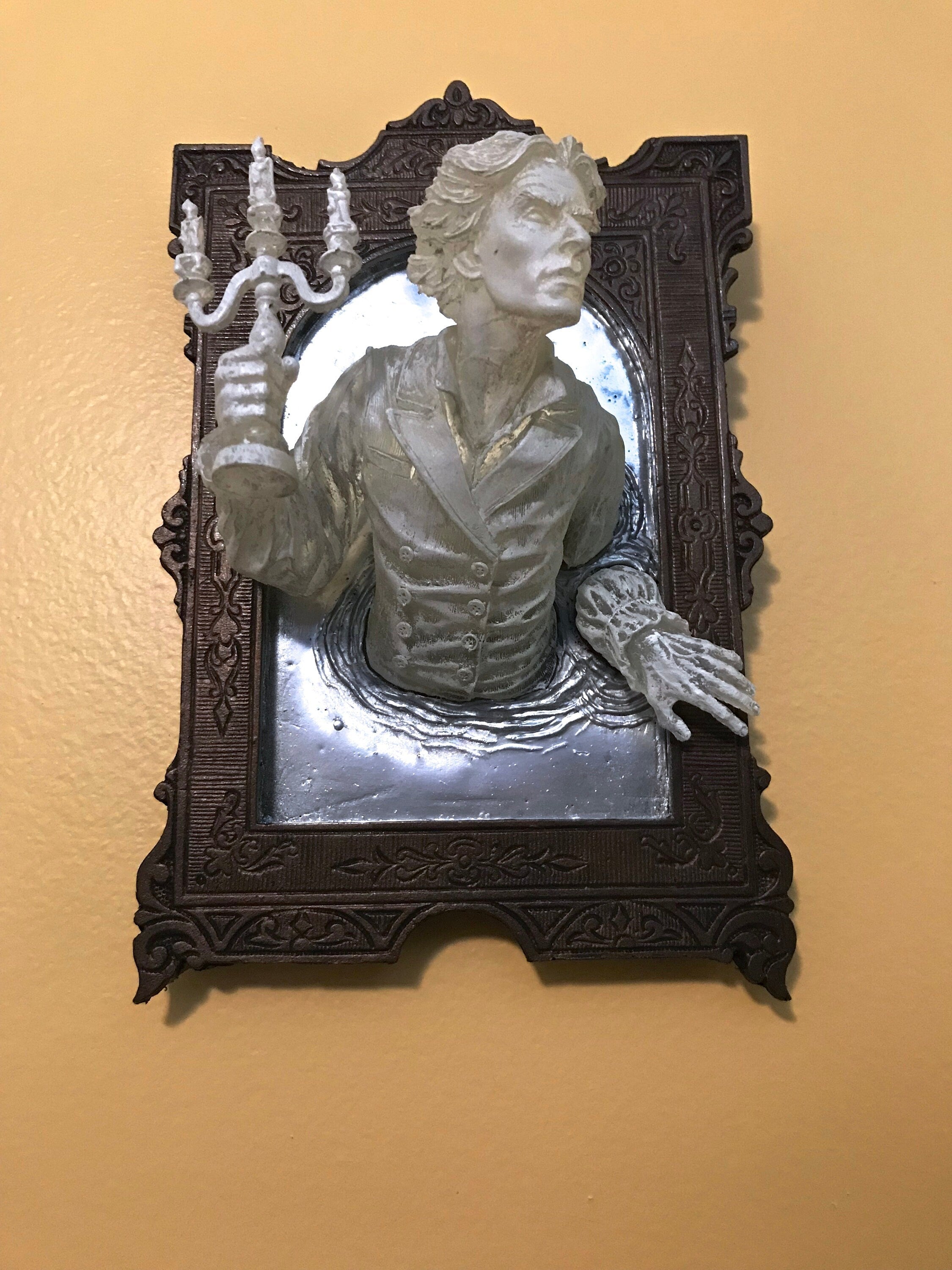 Gentleman Ghost Victorian Resin Wall Plaque
