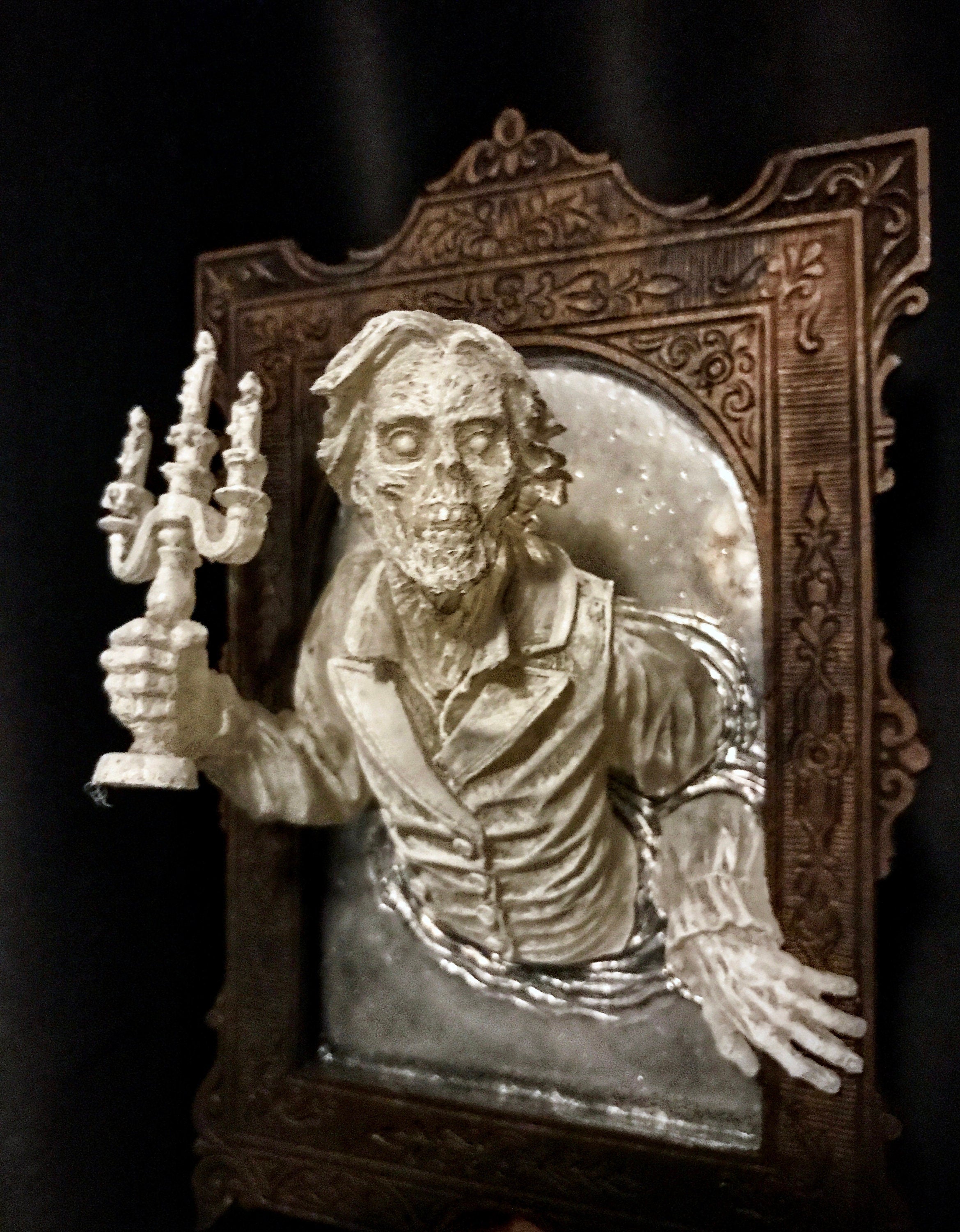 Gentleman Ghost in the Mirror — Ghoul Version