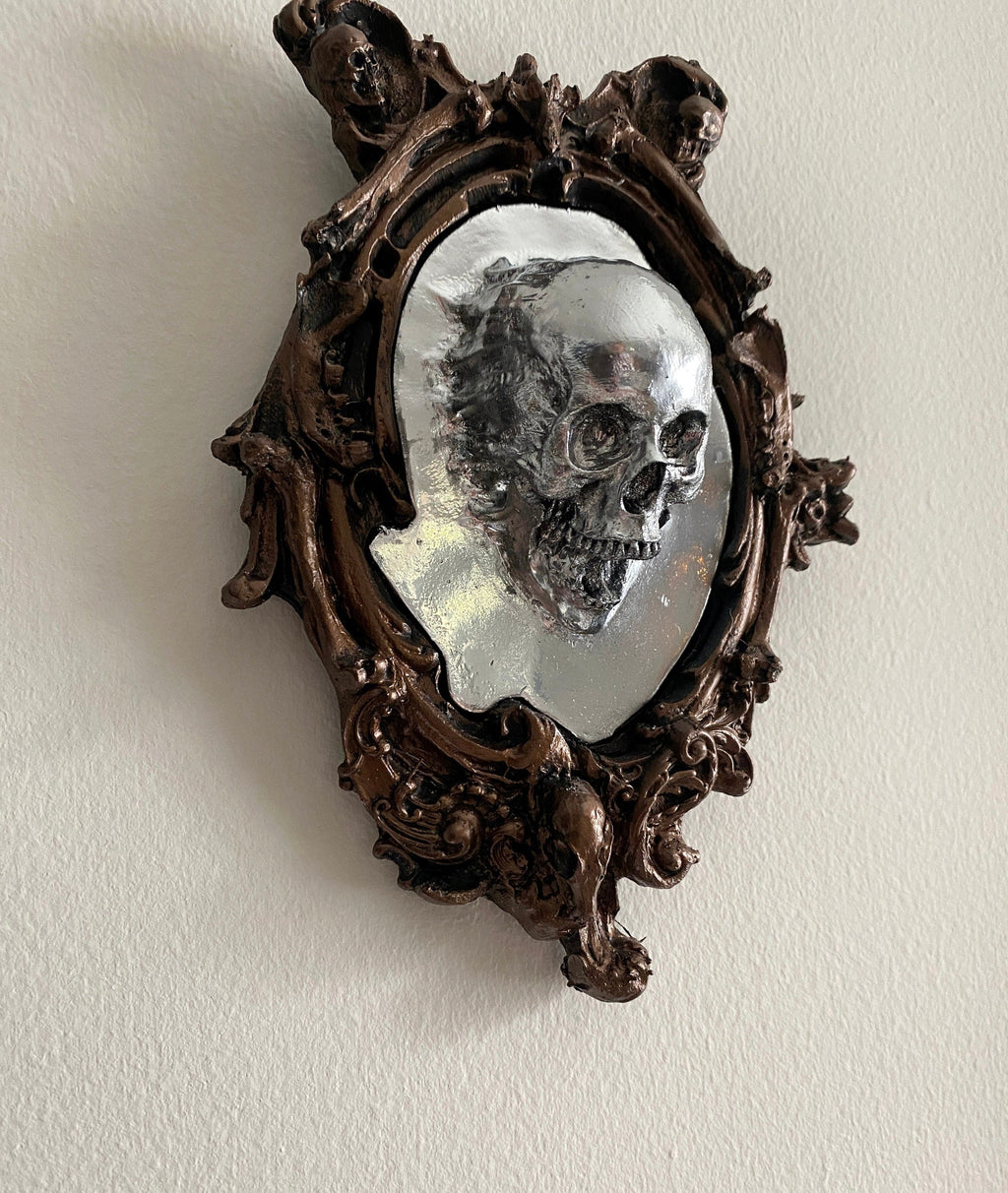 Spectral Skull Wall Plaque