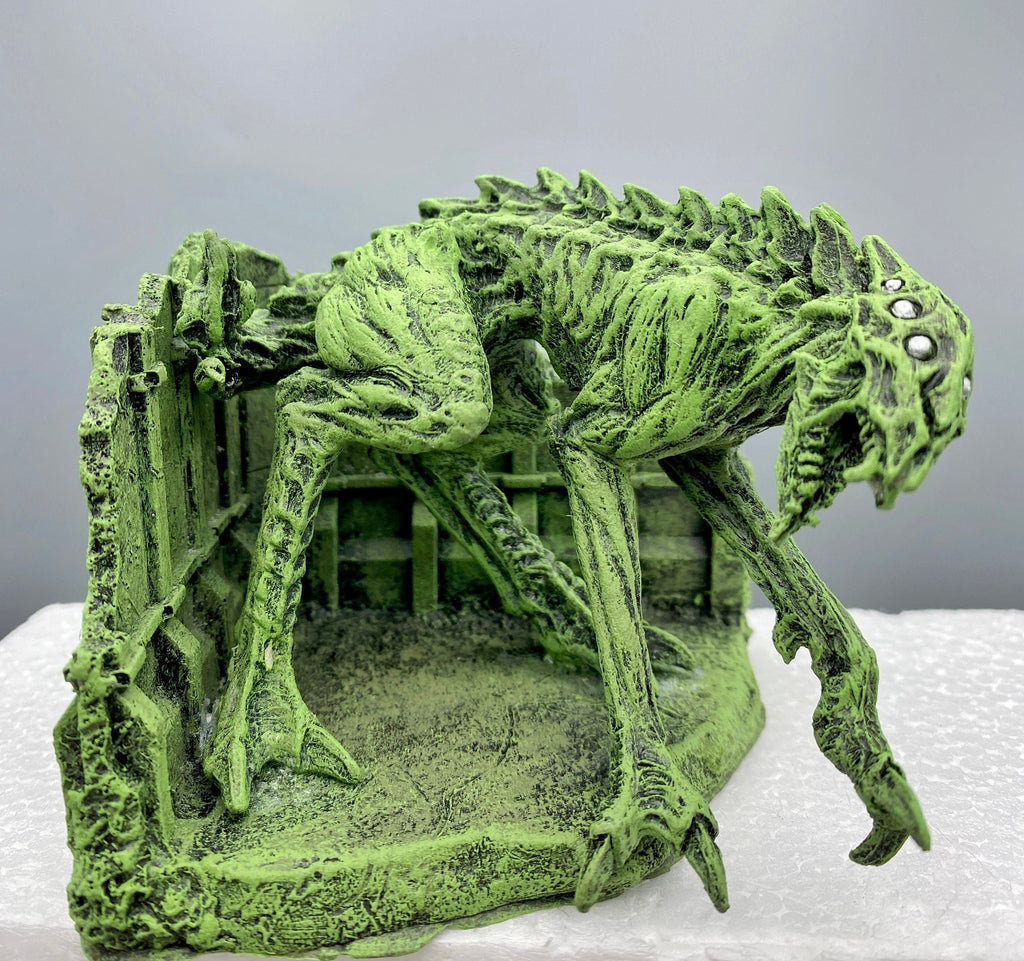 Hound of Tindalos Hand-Painted Resin Figurine