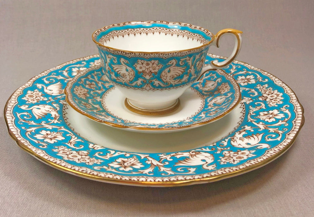 Crown Staffordshire Ellesmere Tea Cup & Saucer – Repousse Detail, Pattern 14962