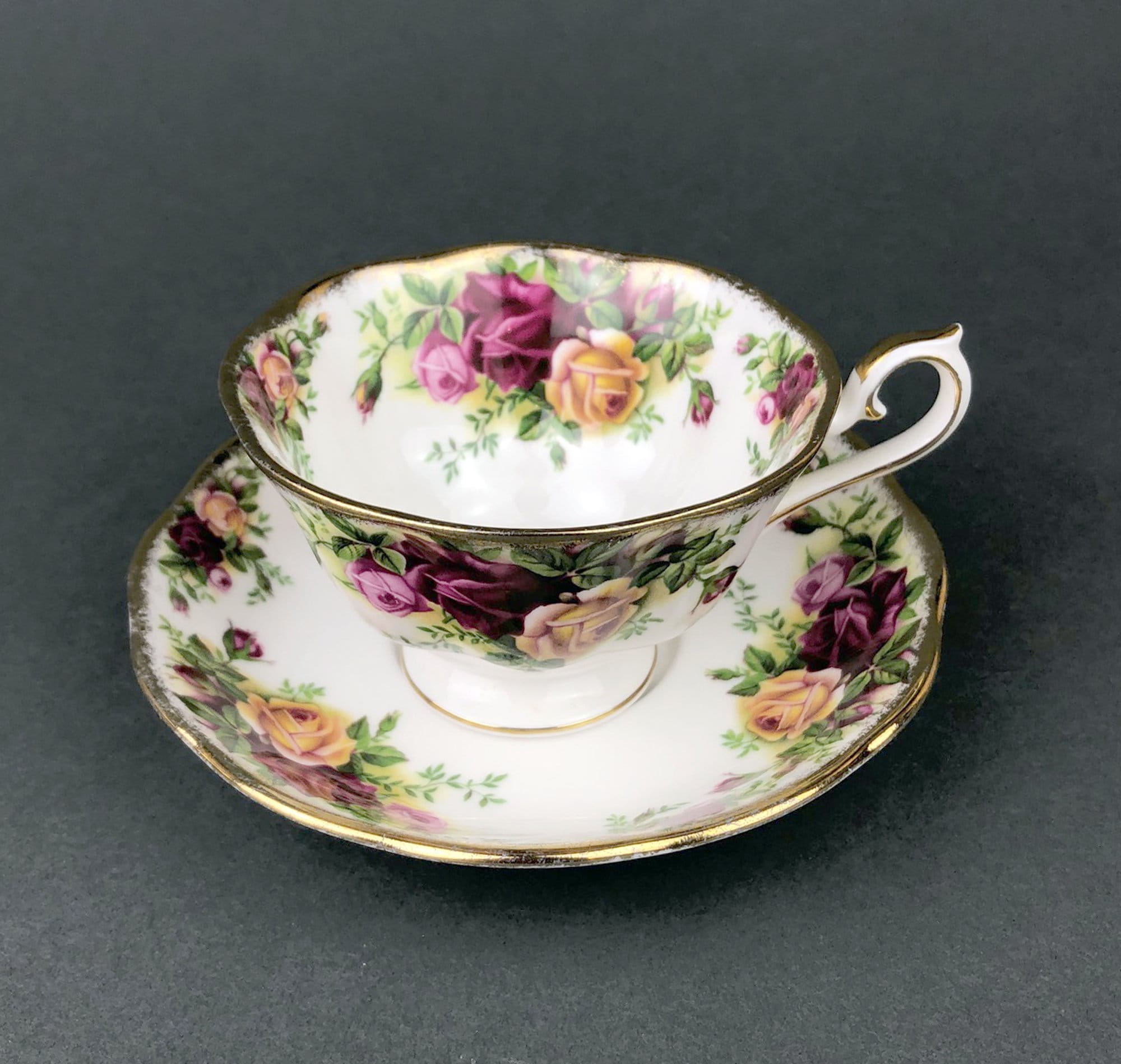 Royal Albert Old Country Roses Mug-Sized Cup & Saucer – Made in England