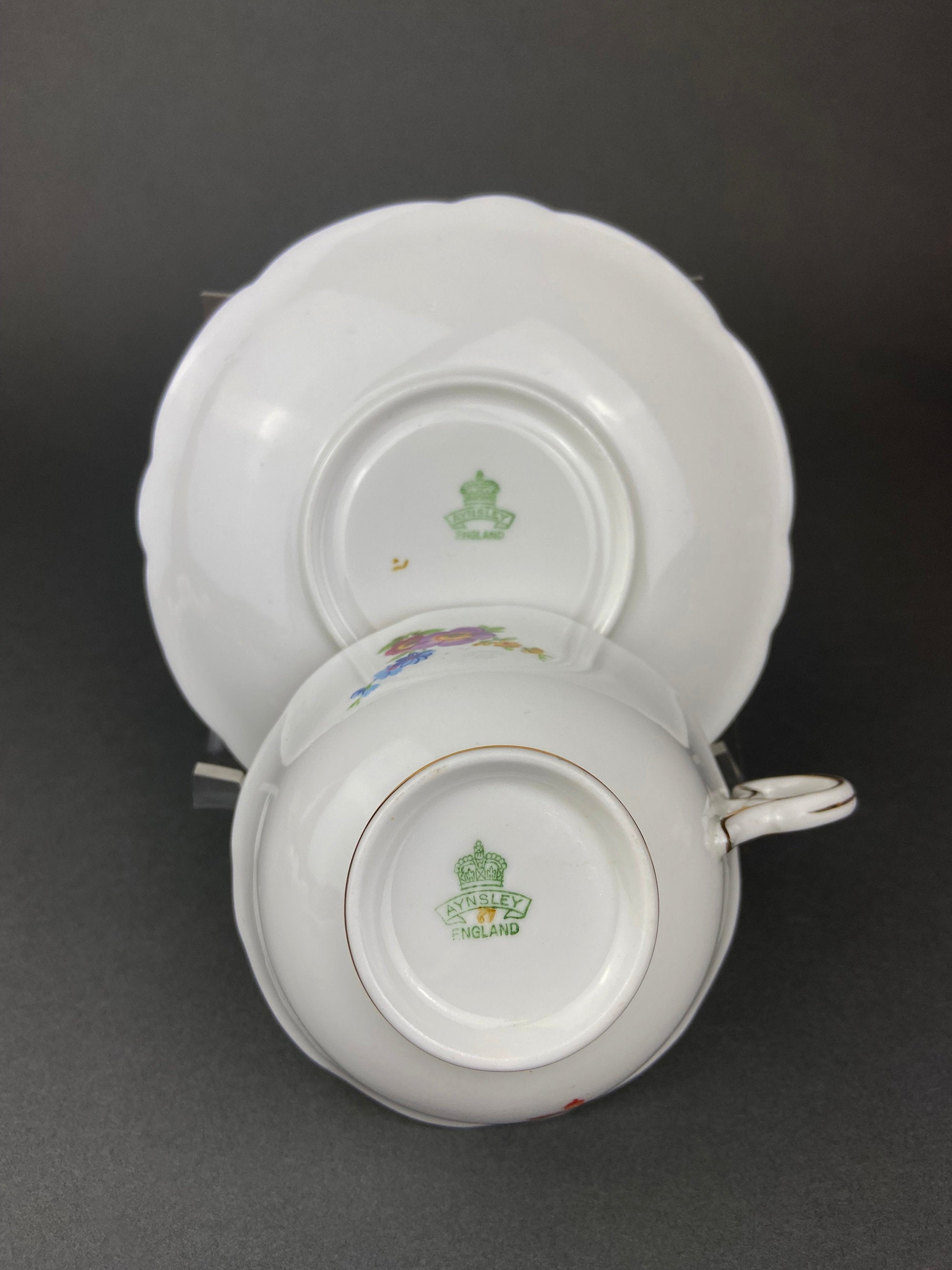Aynsley Fine Bone China Tea Cup & Saucer – Floral, Made in England