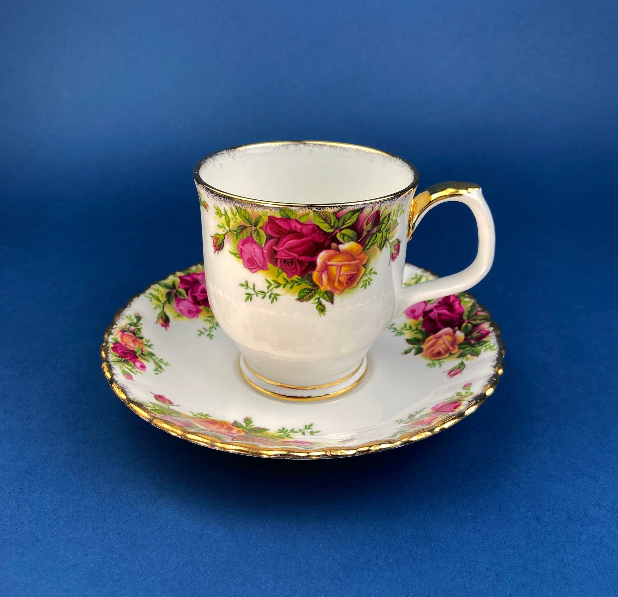 Royal Albert Old Country Roses Mug – Made in England