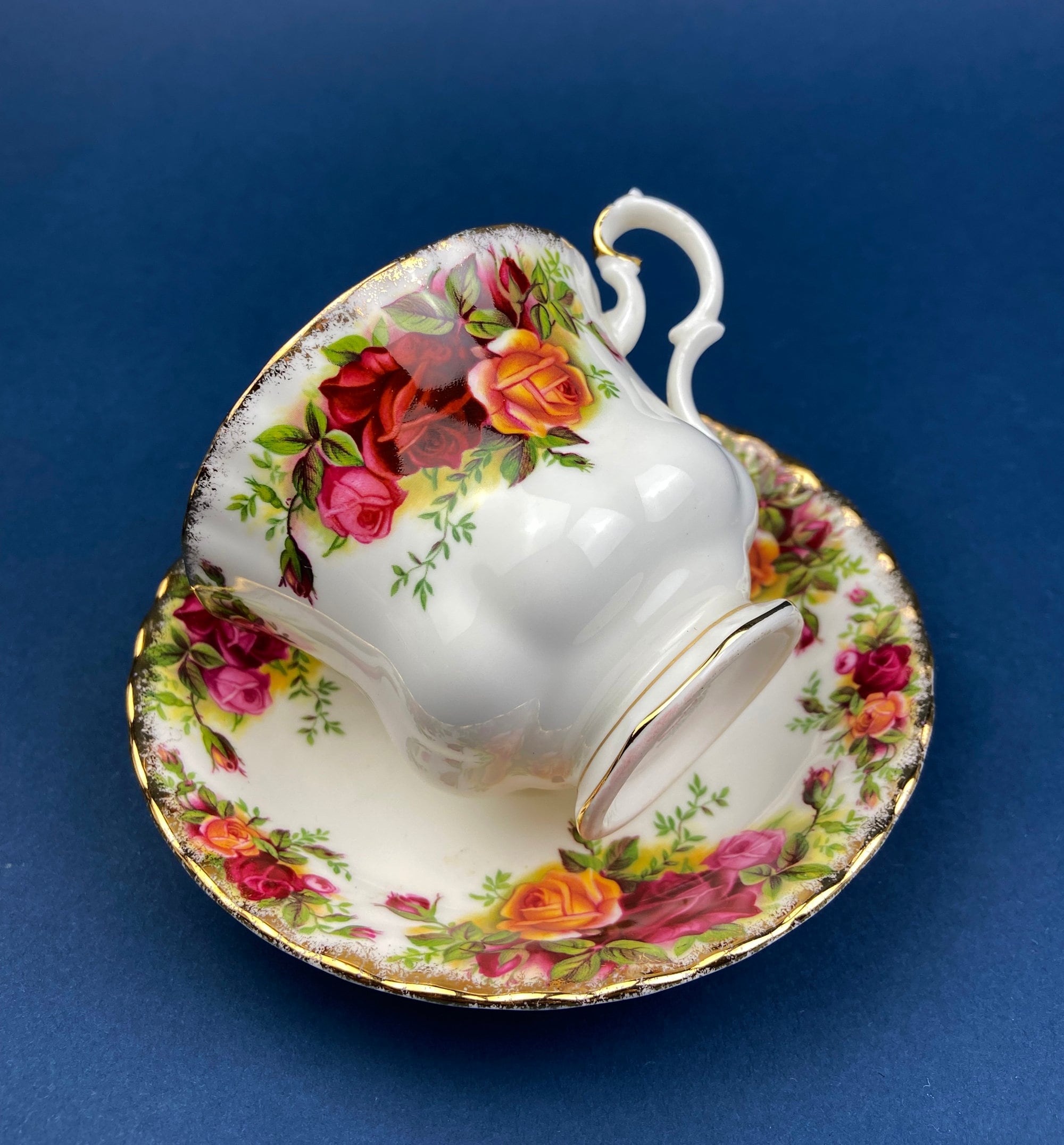 Royal Albert Old Country Roses Black Tea Cup & Saucer