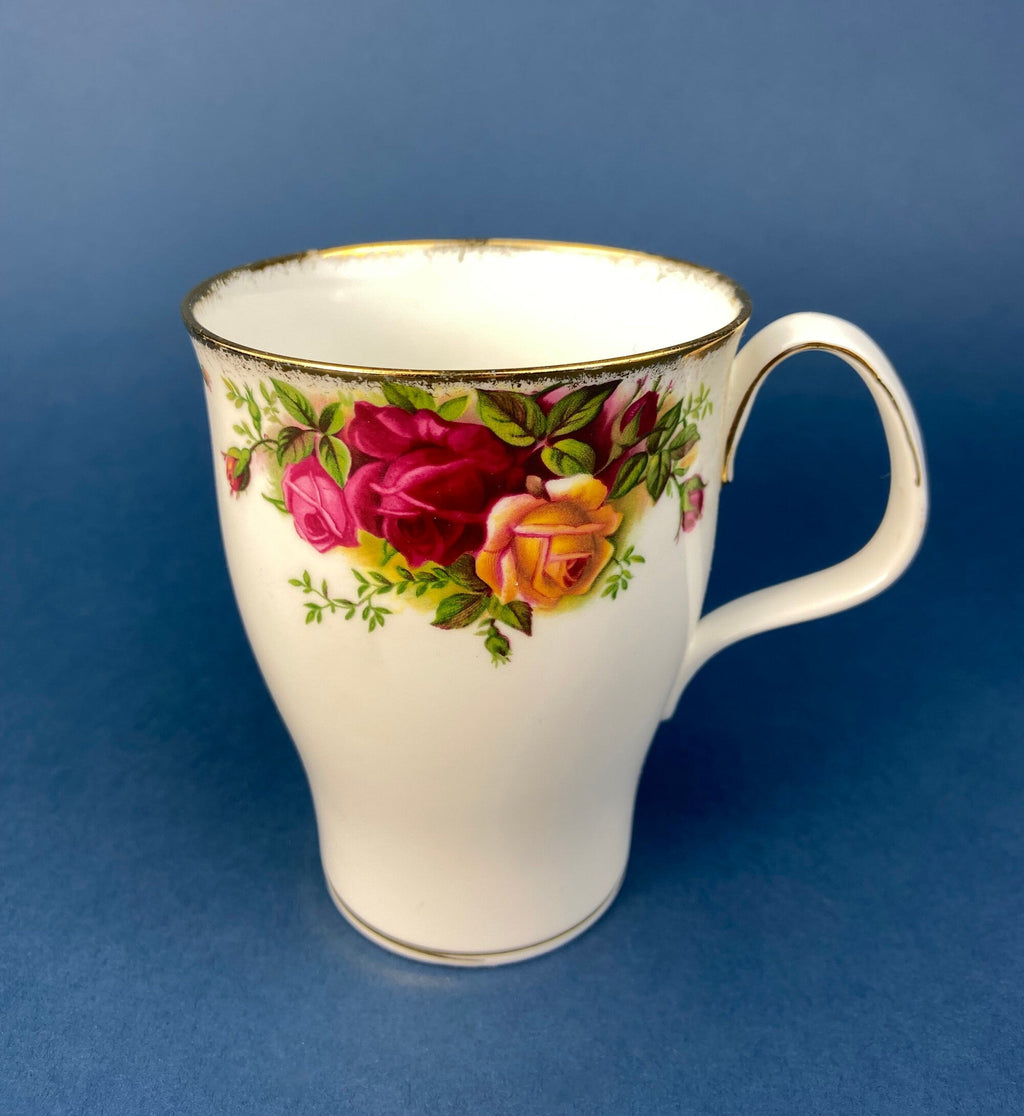 Royal Albert Old Country Roses Mug-Sized Cup & Saucer – Made in England