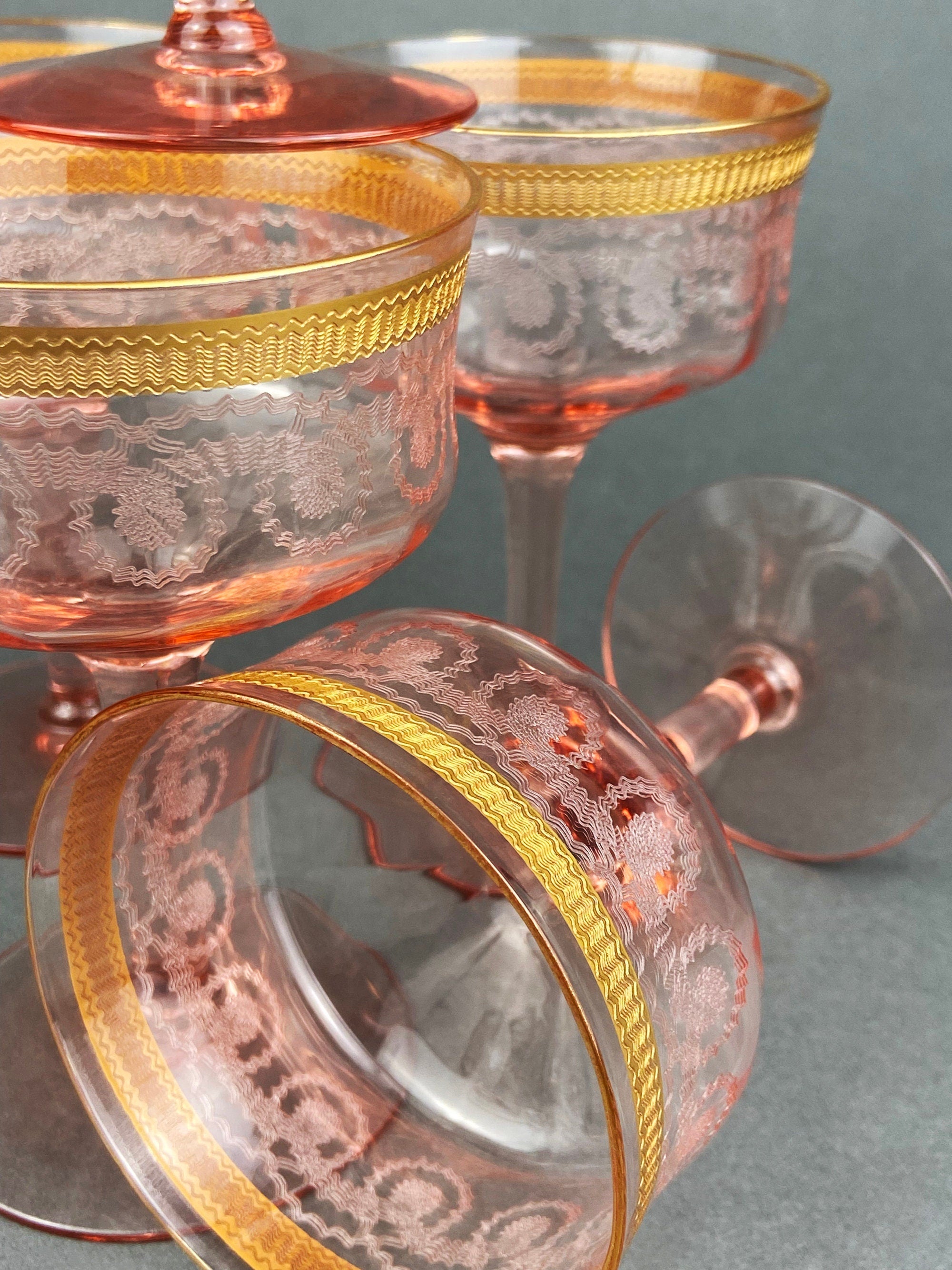 Antique Etched Pink Glass Dessert Plates with Gold Rims – Star & Waffle Pattern, Set of 5