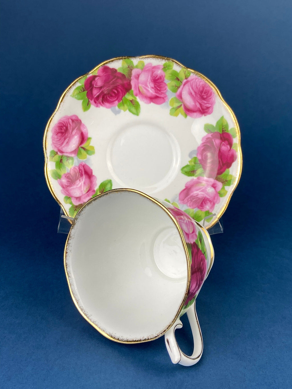 Royal Albert Old English Rose Tea Cup & Saucer – Fine Bone China