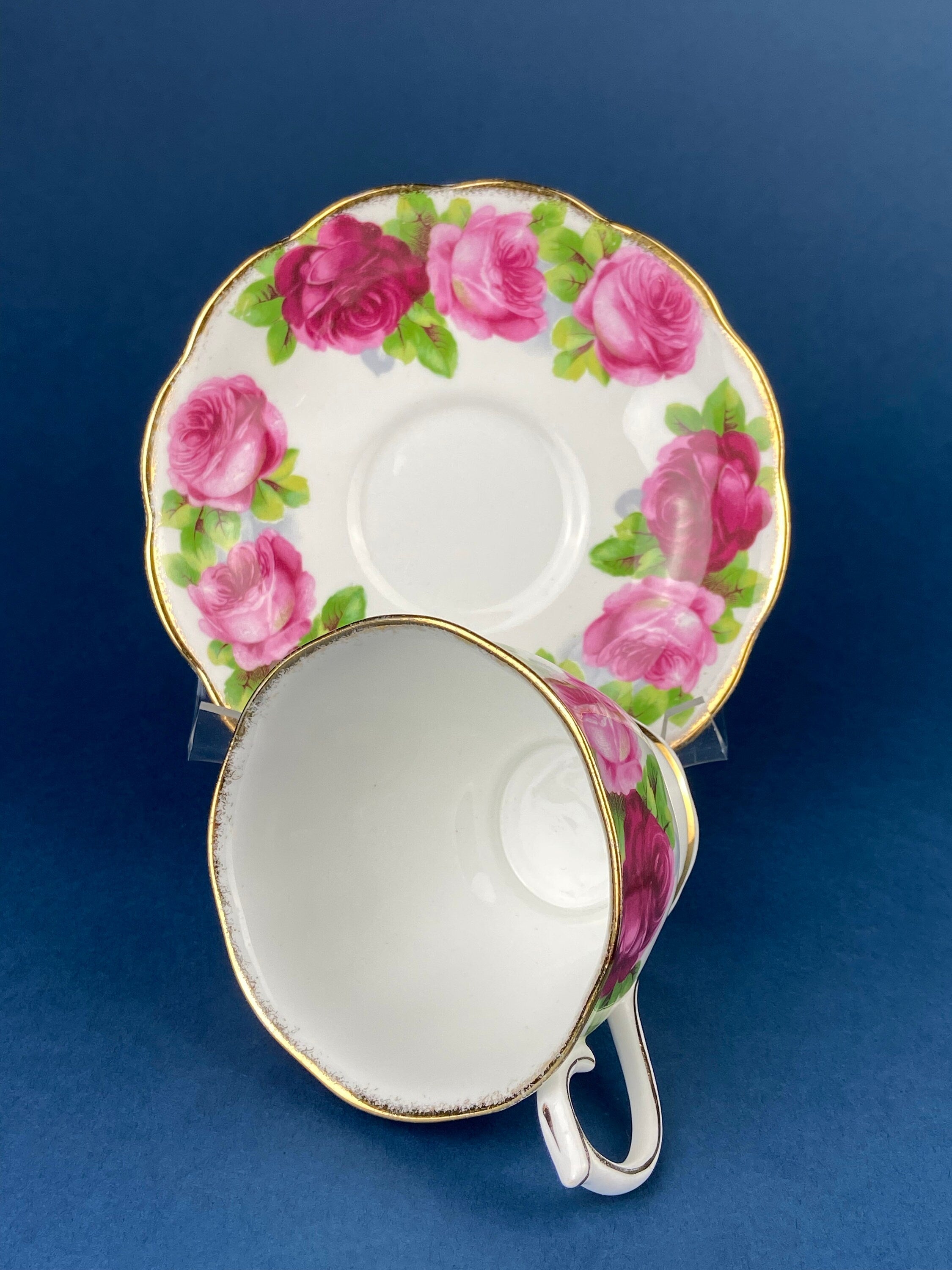 Royal Albert Old English Rose Tea Cup & Saucer – Fine Bone China
