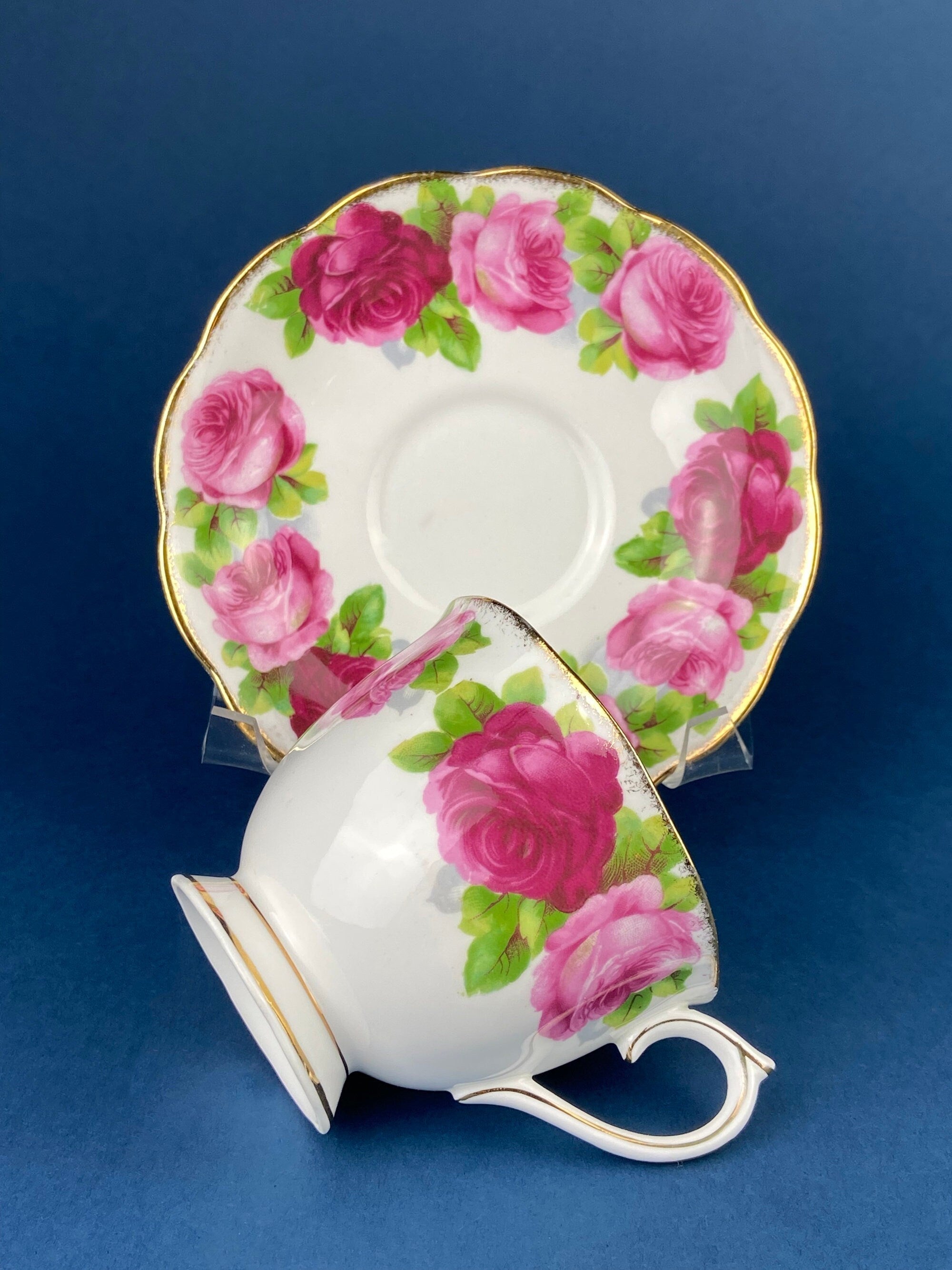Royal Albert Old English Rose Tea Cup & Saucer – Fine Bone China