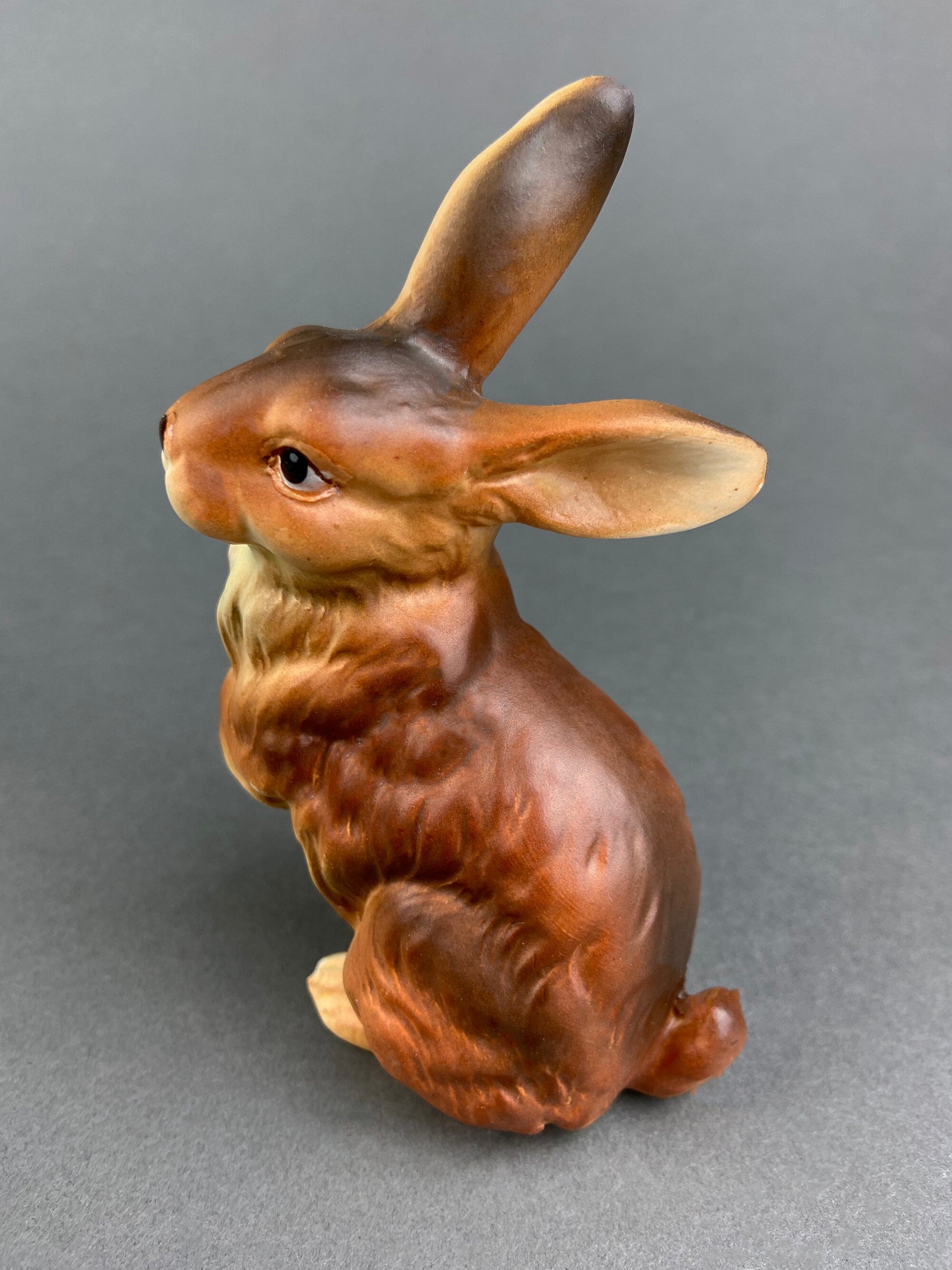 Vintage Bunny Figurines. Pair of Hand Painted Porcelain Rabbits. Spring and Easter Celebration. Collectible Figurines.