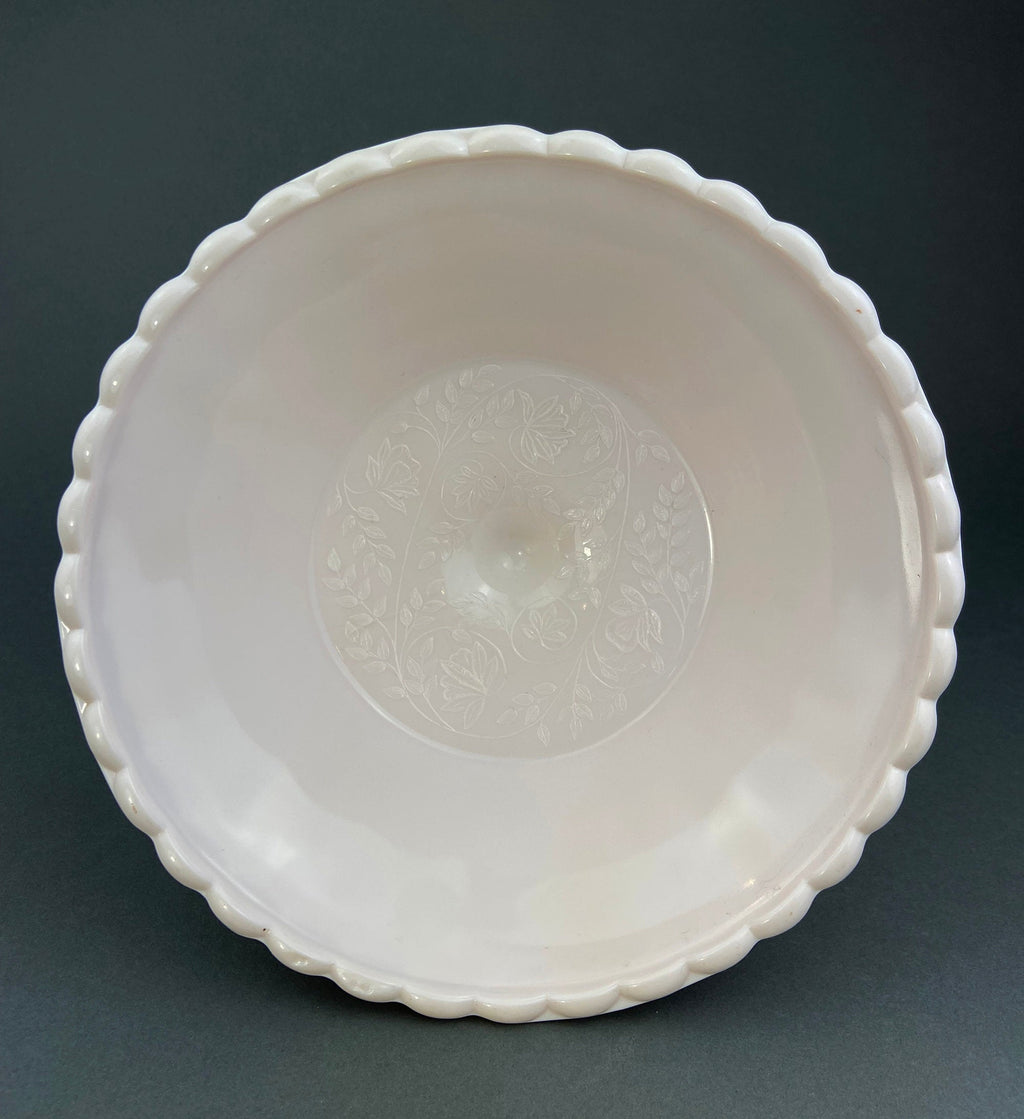 Shell Pink Milk Glass Footed Fruit Bowl – Quilt & Floral Pattern