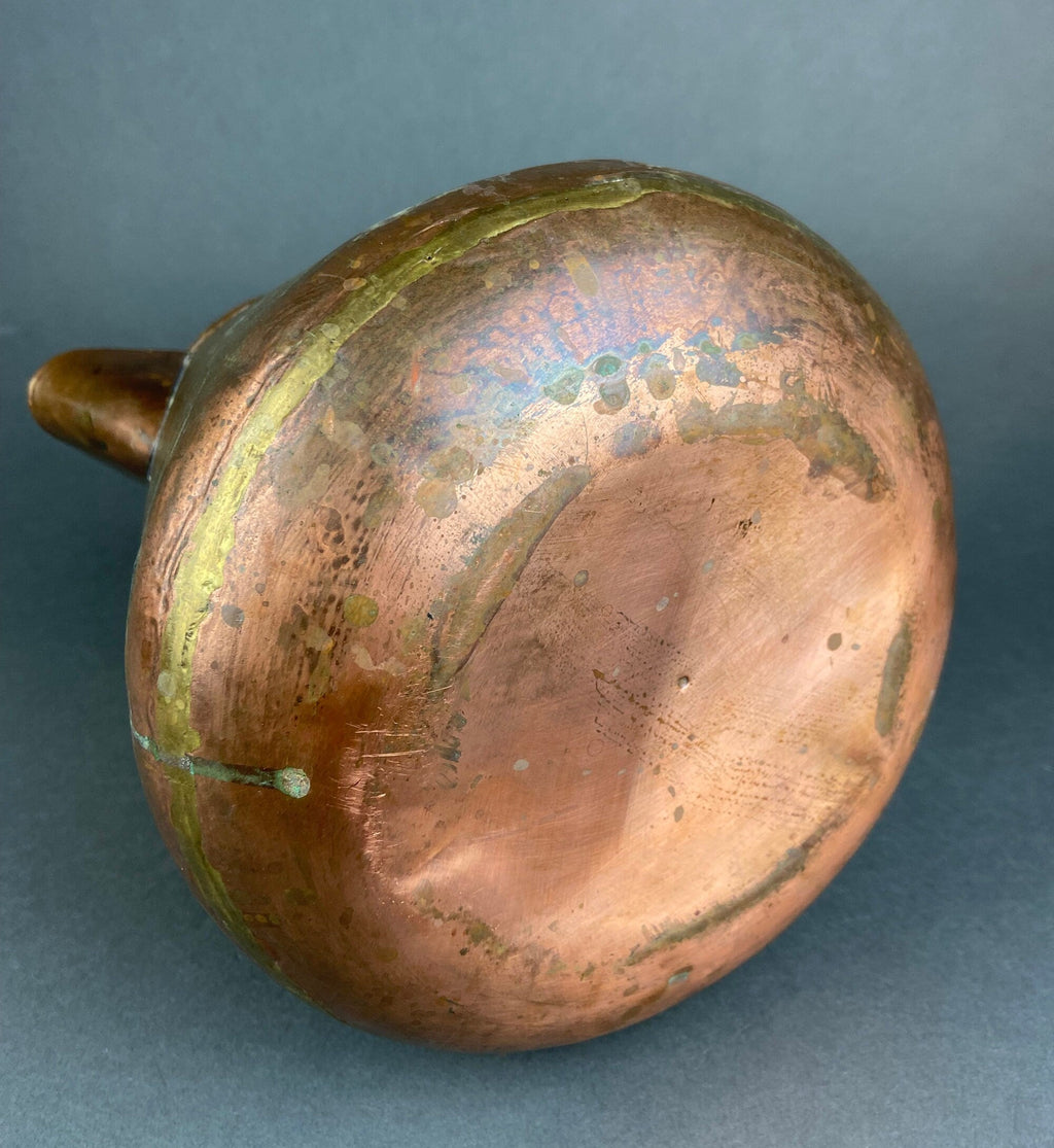 Vintage Hand Hammered Copper Jug. Primitive Pitcher. Copper Vase. Water Vessel. Collectible Rustic Home Decor.