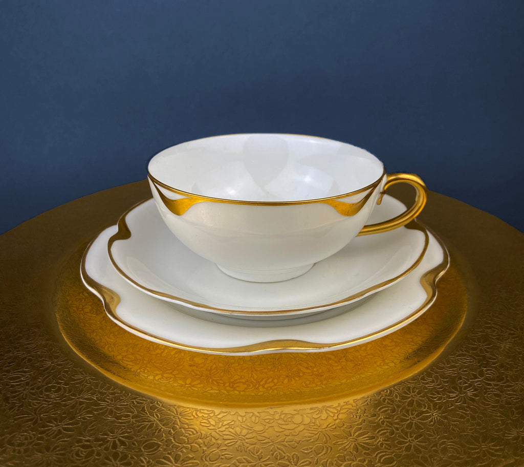 Haviland Limoges Tea Cup & Saucer – Hand-Painted Violet Clusters