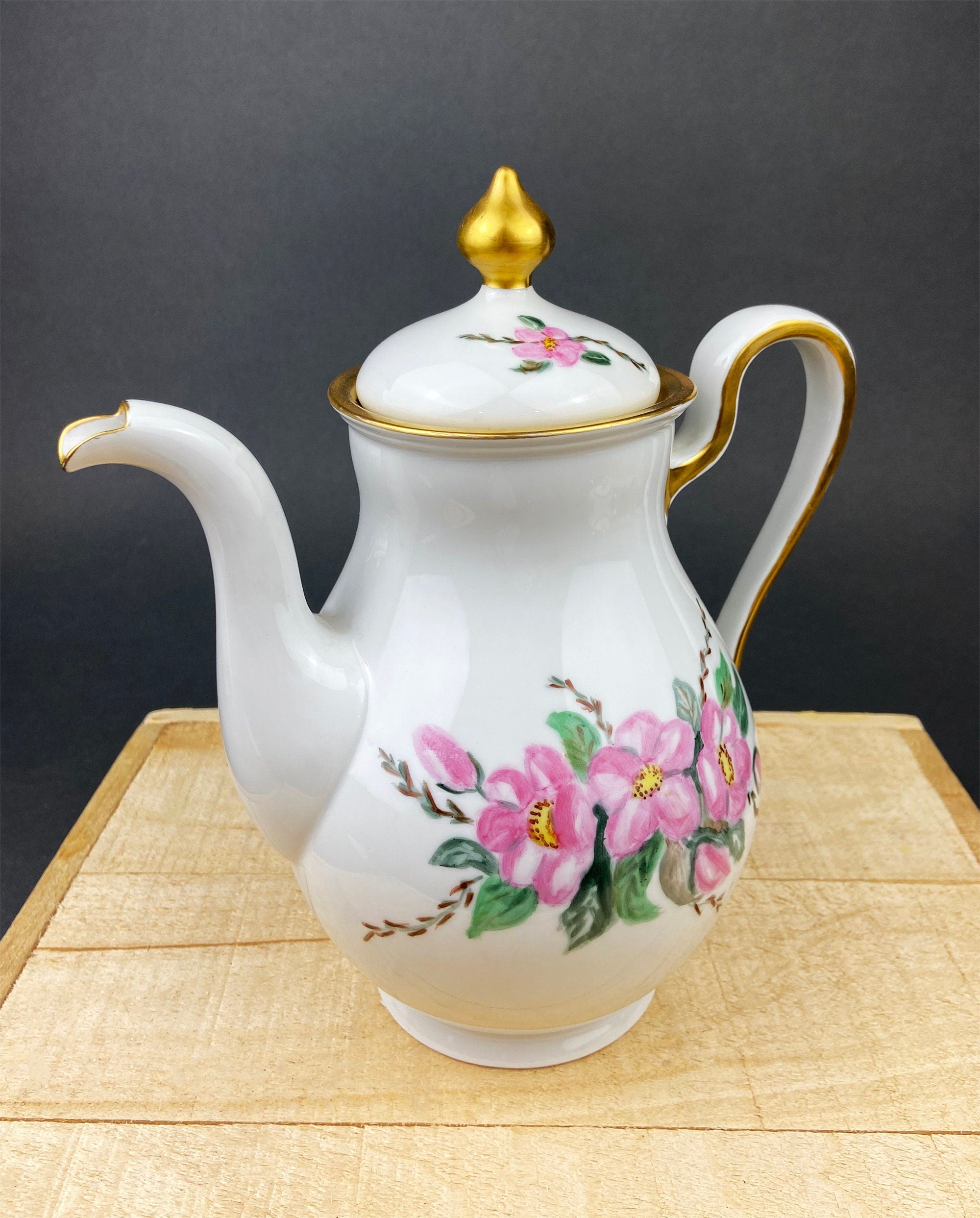 Antique Eschenbach Baronet Porcelain Tea & Coffee Set – Hand-Painted Floral, Bavaria