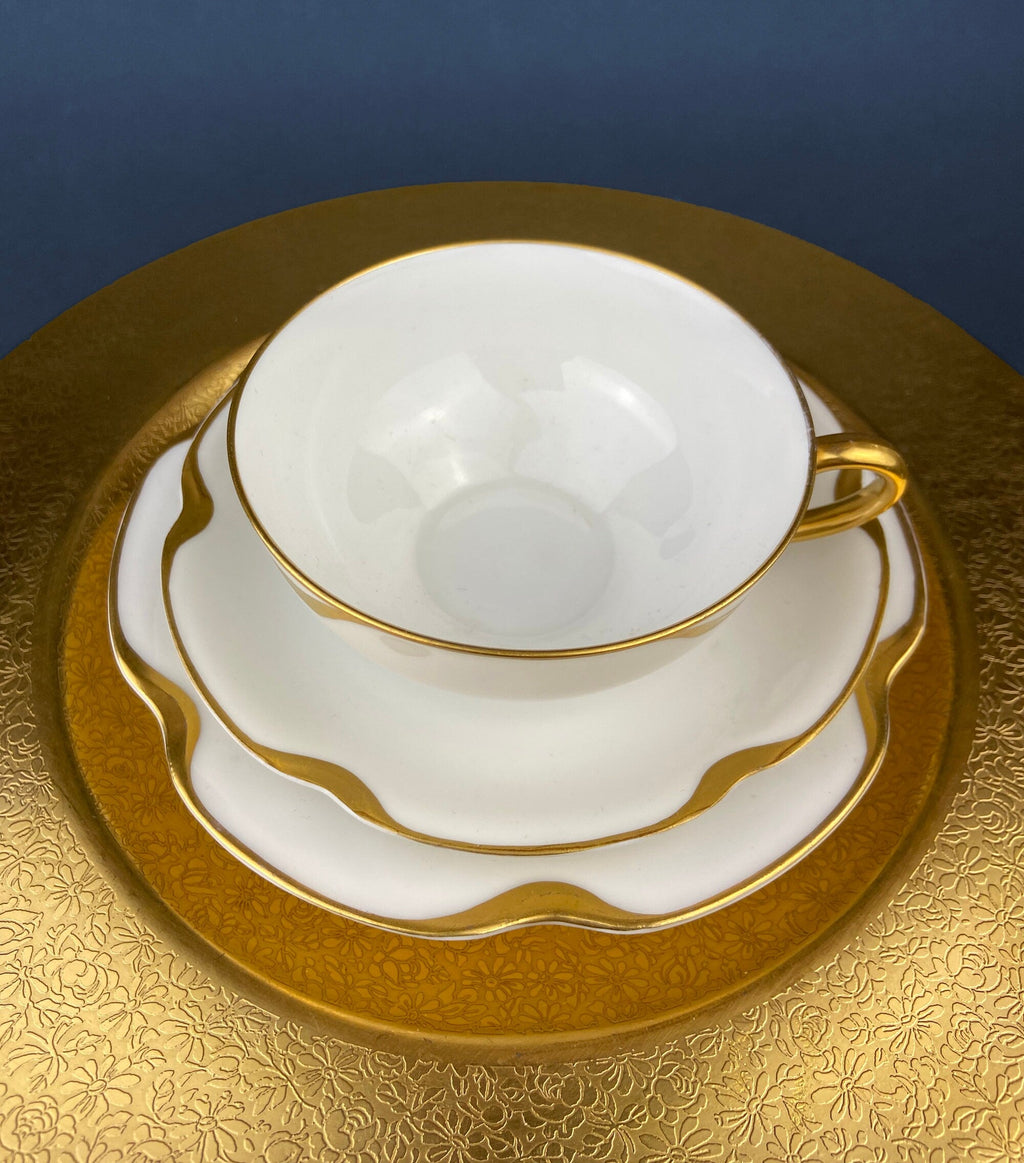 Haviland Limoges Tea Cup & Saucer – Silver Anniversary Pattern, Gold Scalloped Rim