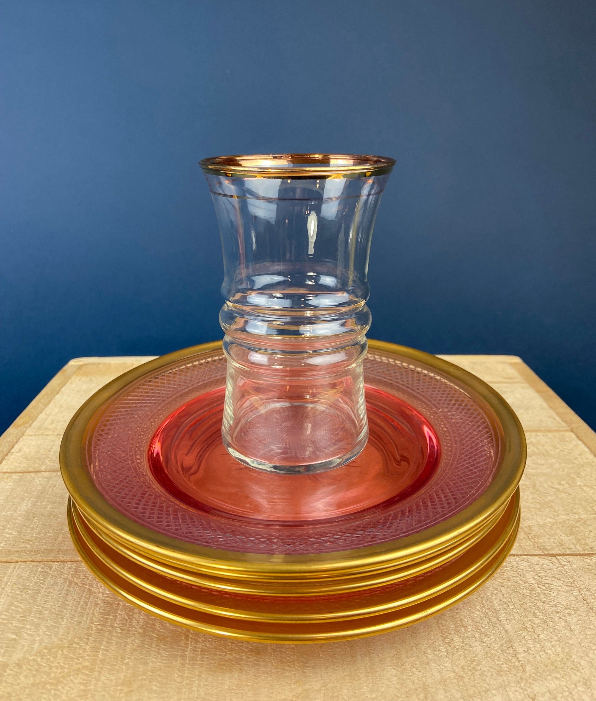 Antique Etched Pink Glass Dessert Plates with Gold Rims – Star & Waffle Pattern, Set of 5