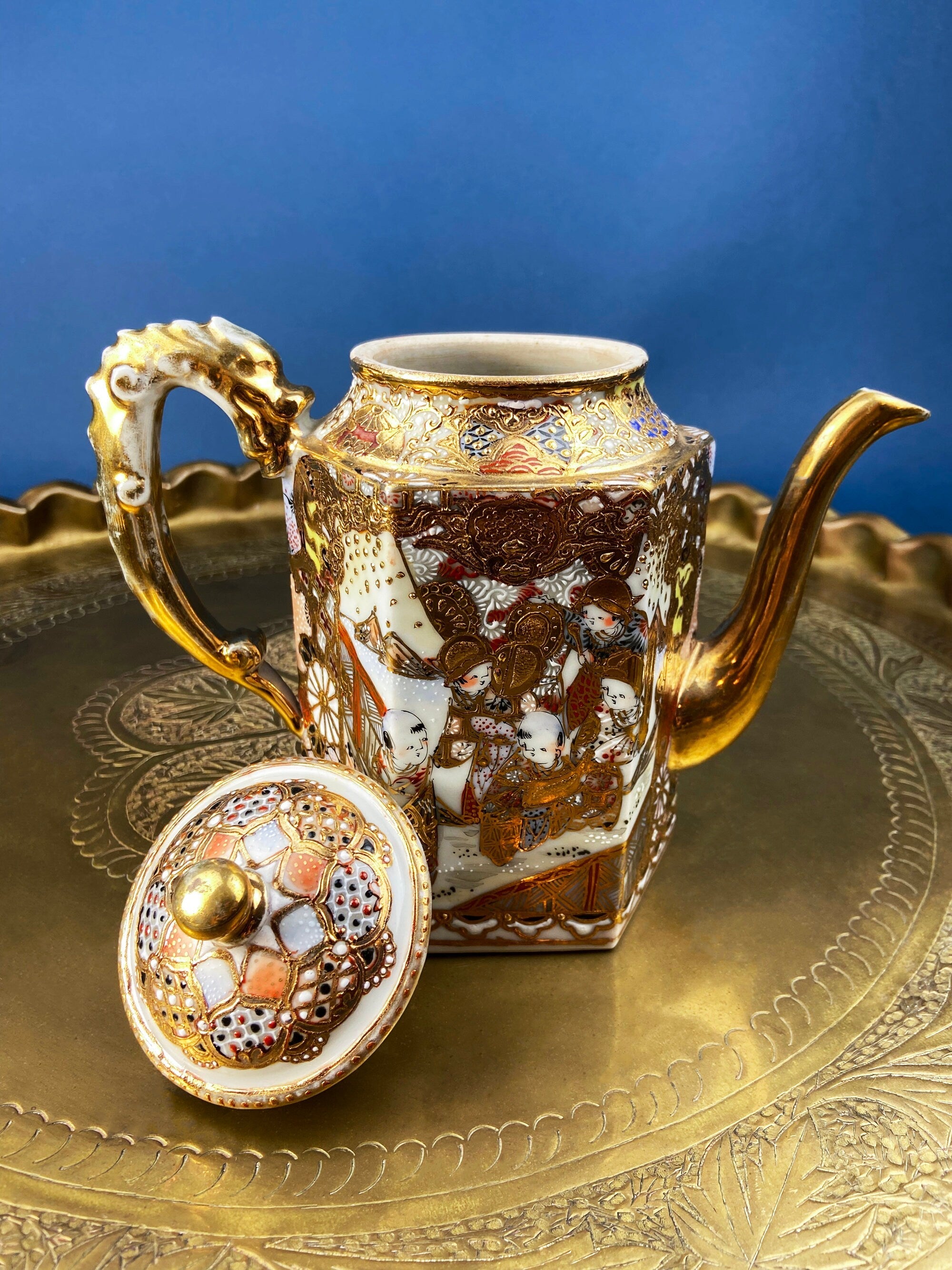 Antique Japanese Moriage Gold Tea Set – Teapot, Sugar Bowl, Creamer & Six Cups with Saucers