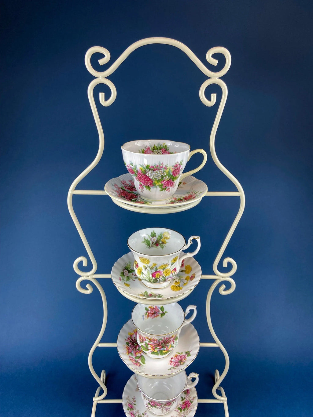 Winterling Roslaw Bavarian Porcelain Tea Trio – Gold & Pink Lotus