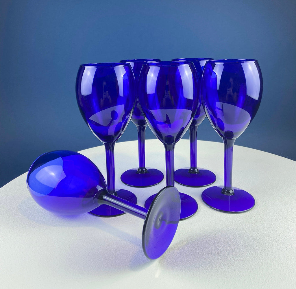 Dark Green Hand-Blown Wine Goblets – Set of 4