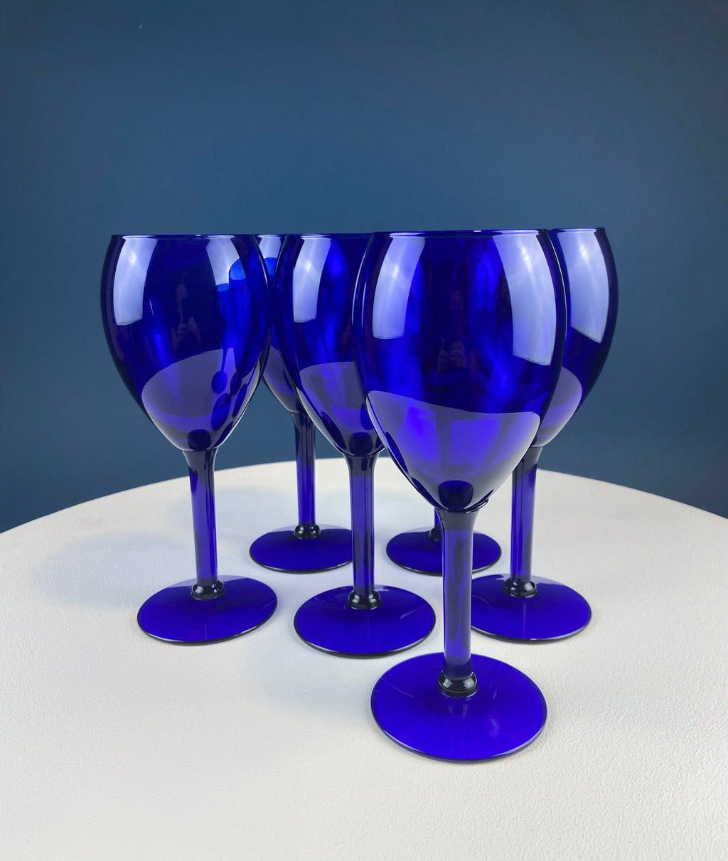 Cobalt Blue Wine Glasses – Set of 4