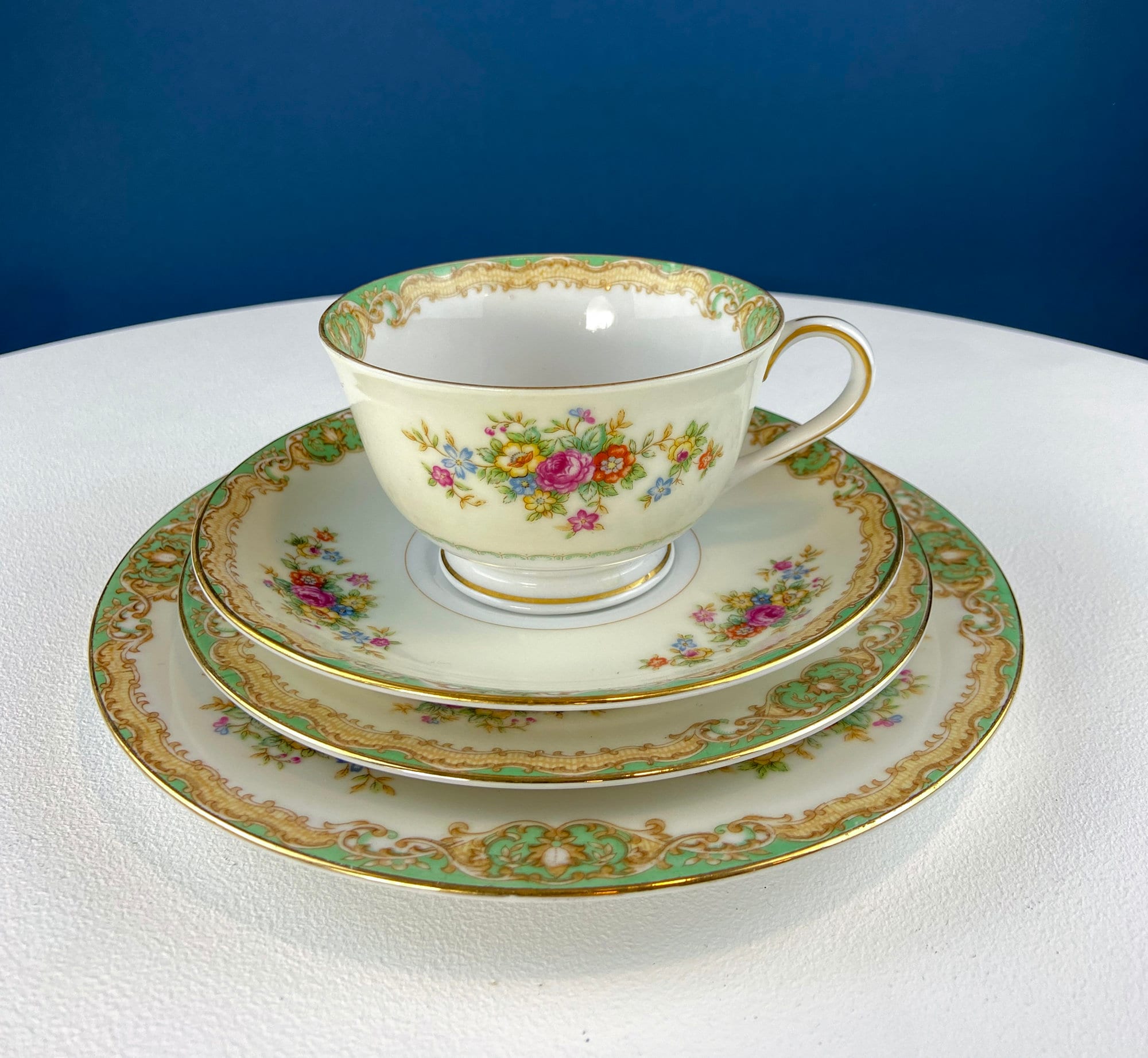 Mikado Fine China Green Floral Dinnerware Set – Complete Service