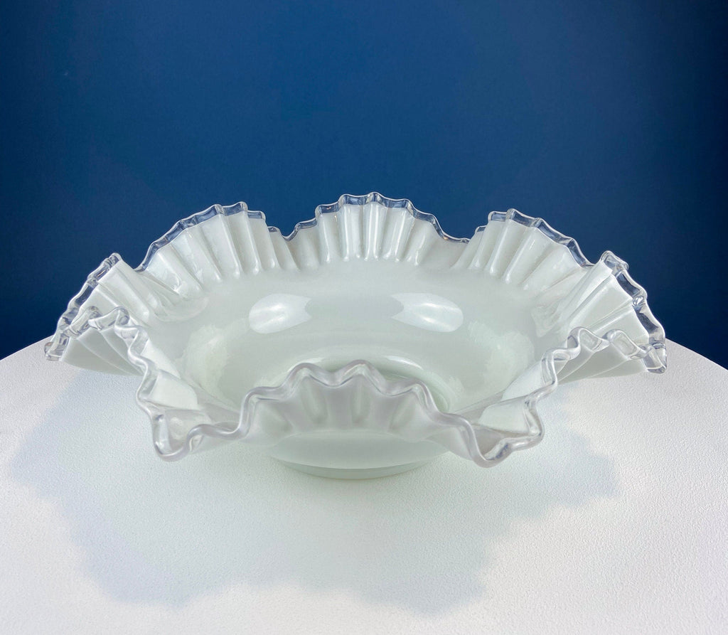 Silvercrest White Glass Fruit Bowl with Ruffled Clear Brim