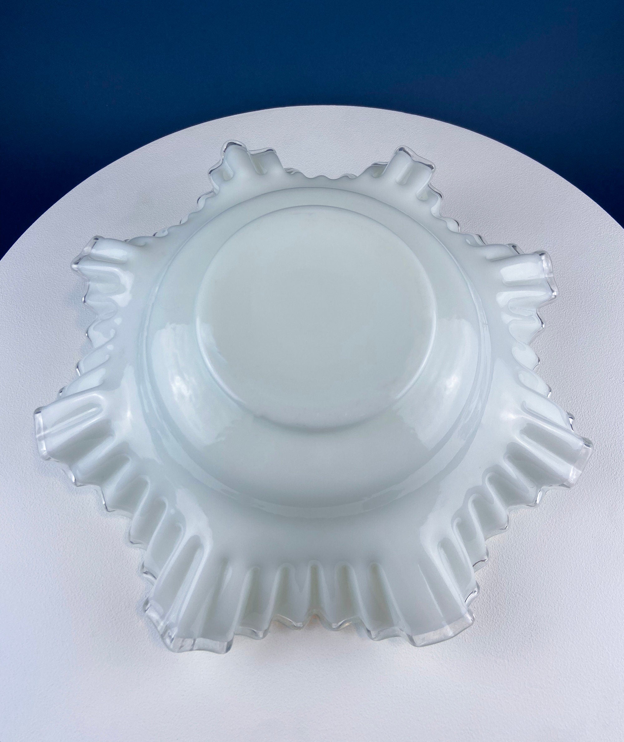 Silvercrest White Glass Fruit Bowl with Ruffled Clear Brim