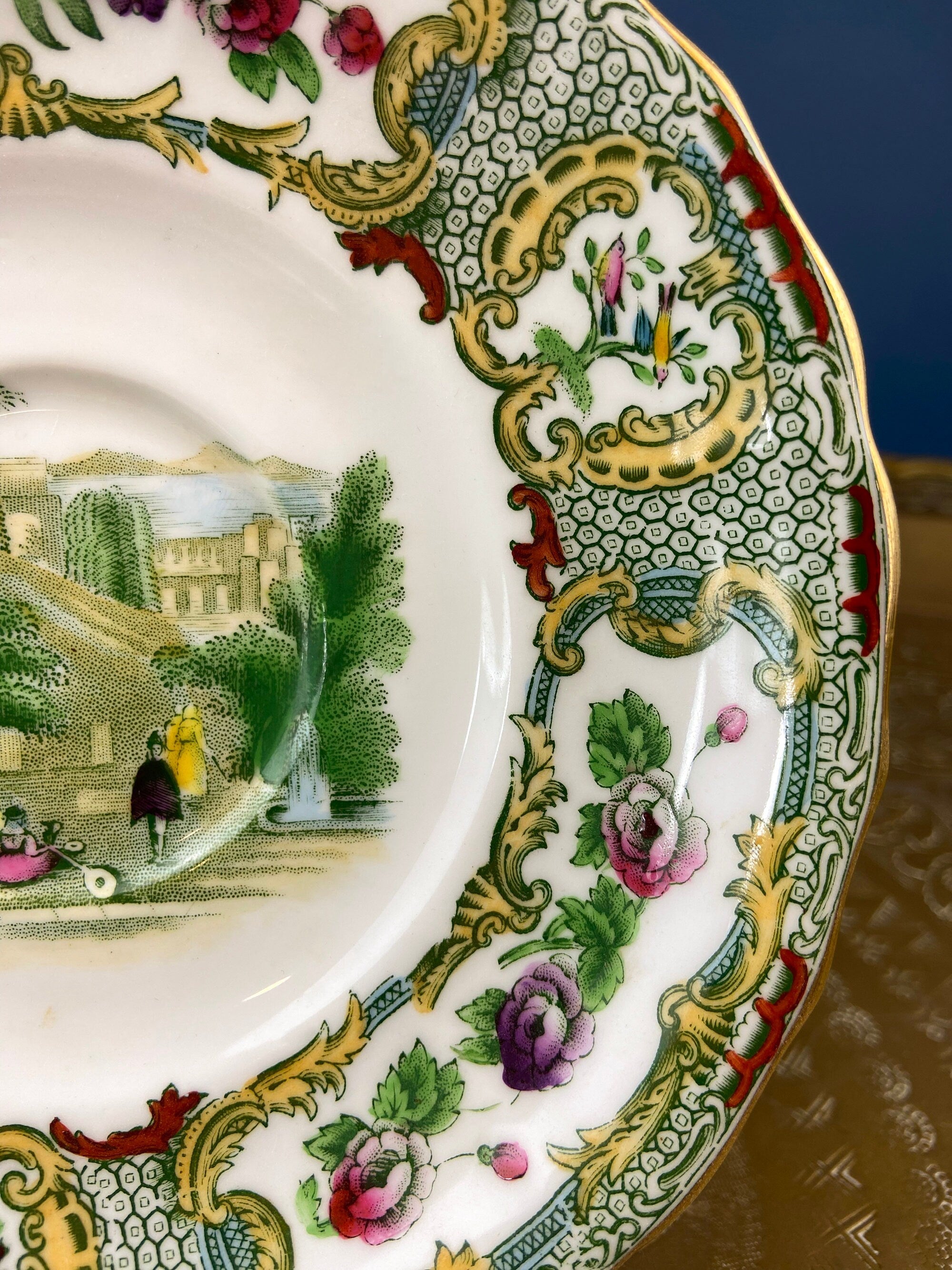 Lenox Ming Coupe Asian Motif Porcelain Service – 32 Pieces