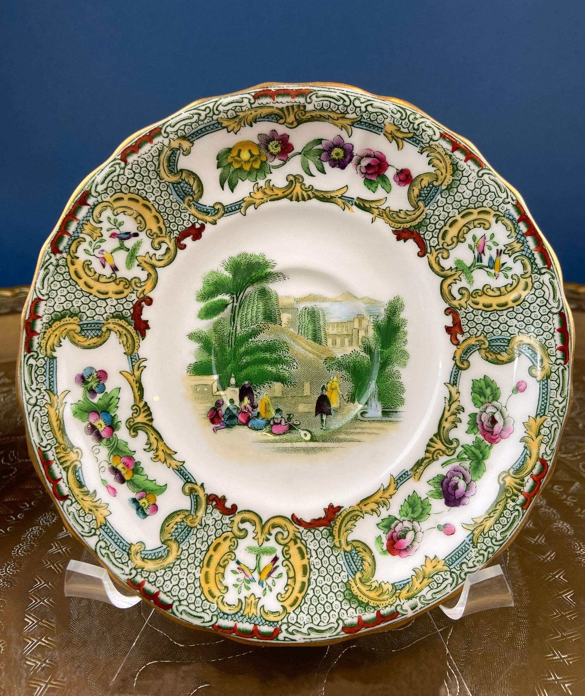 Lenox Ming Coupe Asian Motif Porcelain Service – 32 Pieces