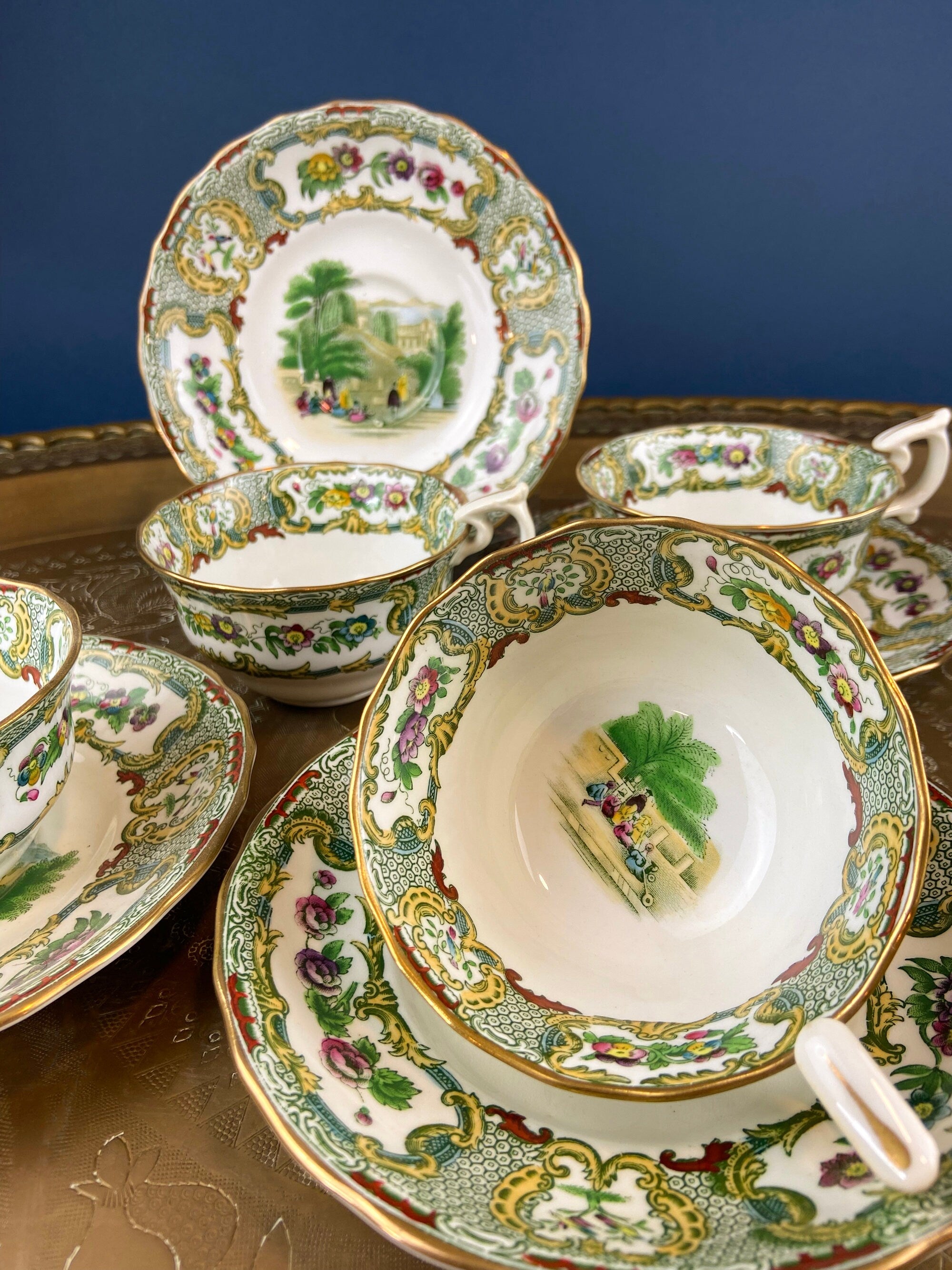 Lenox Ming Coupe Asian Motif Porcelain Service – 32 Pieces