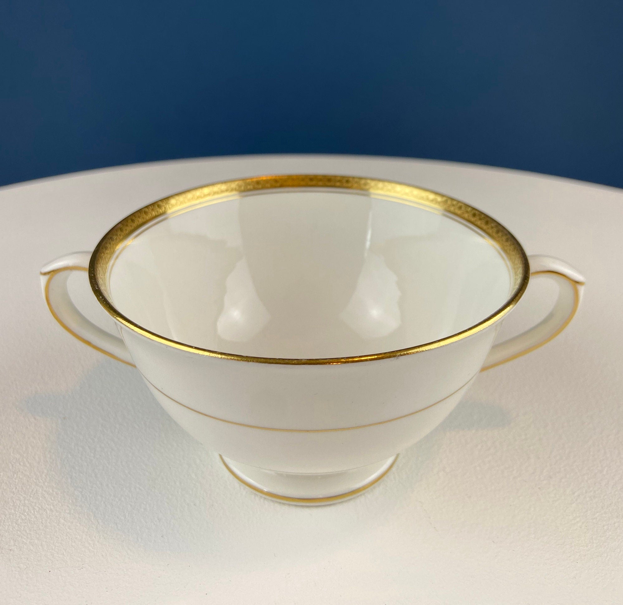 Coalport Wedding Band Porcelain Soup Cups – White & Gold, Set of 7