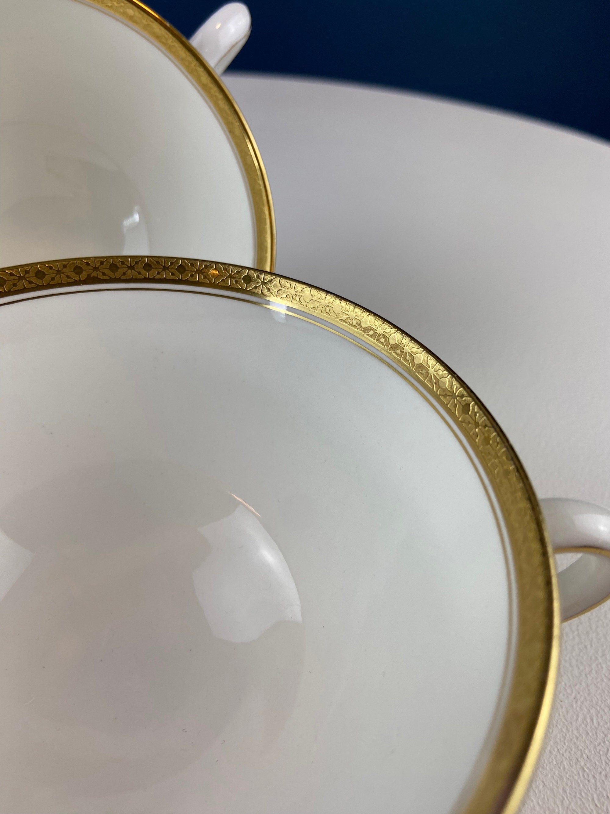 Coalport Wedding Band Porcelain Soup Cups – White & Gold, Set of 7